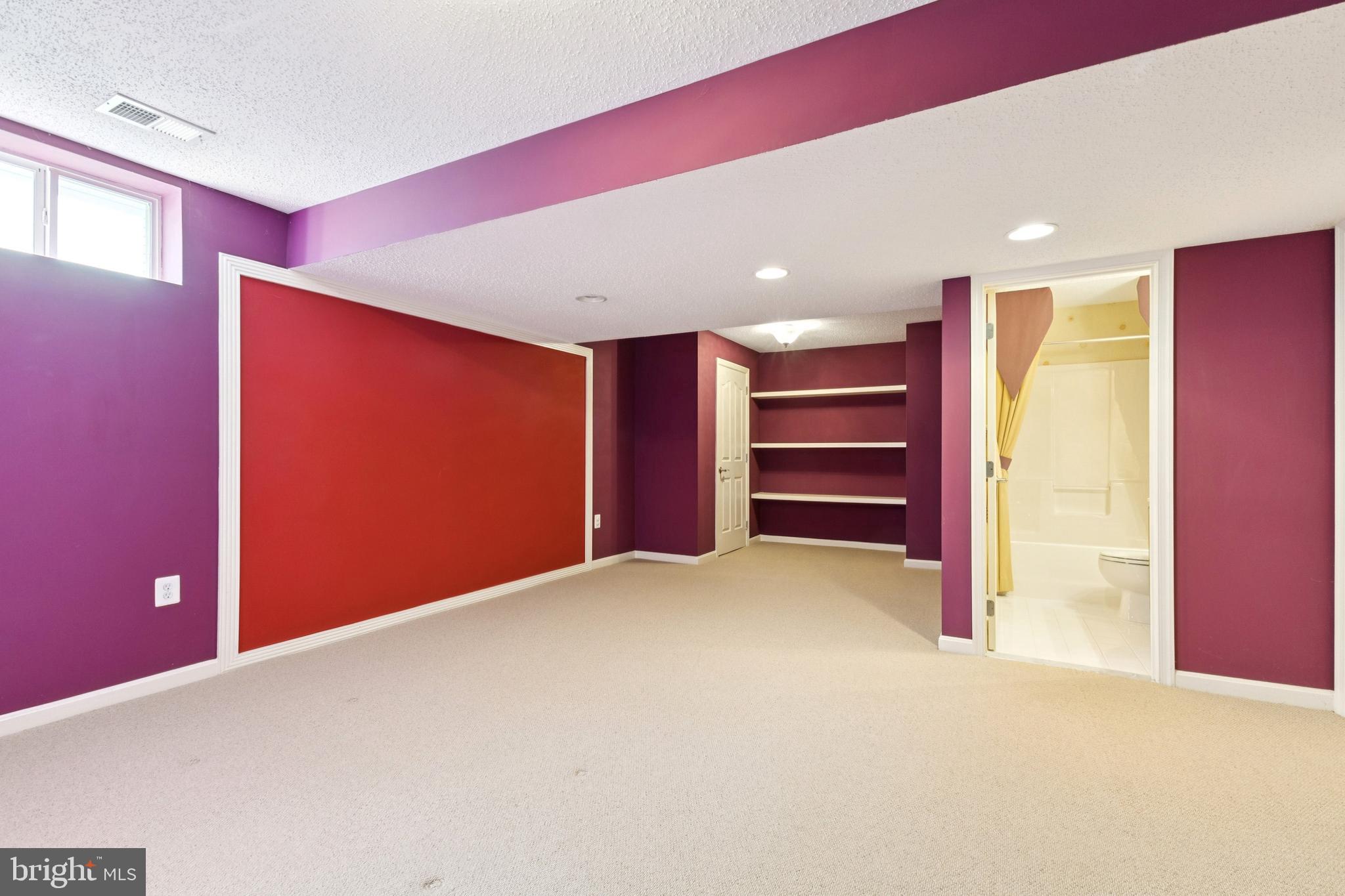 HAWTHORNE GREENE - Residential