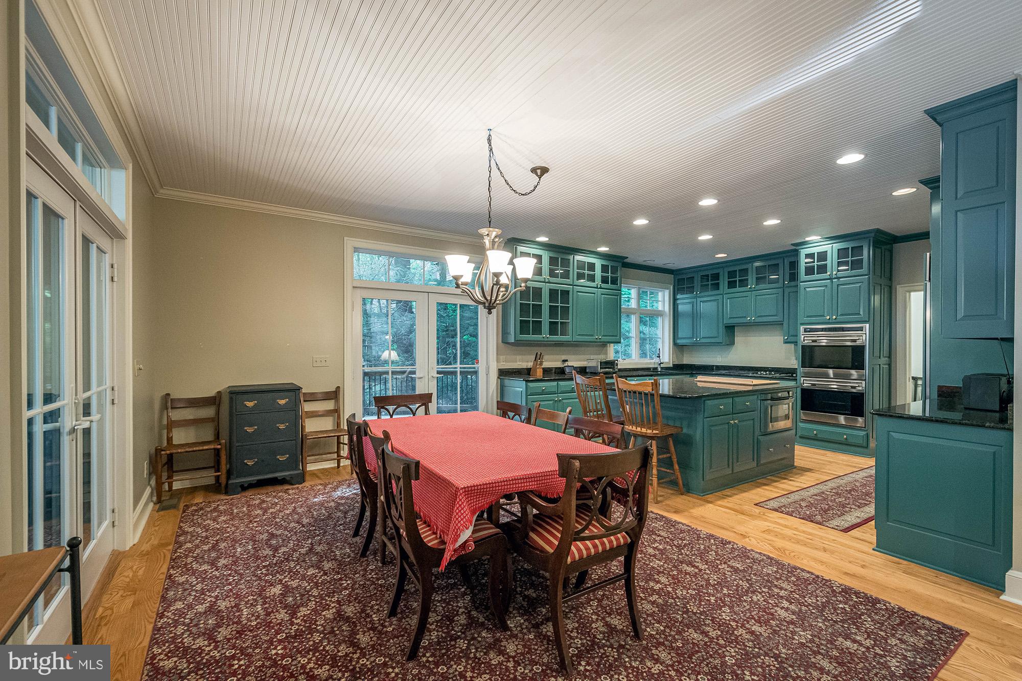 STATE PARK ROAD - Residential