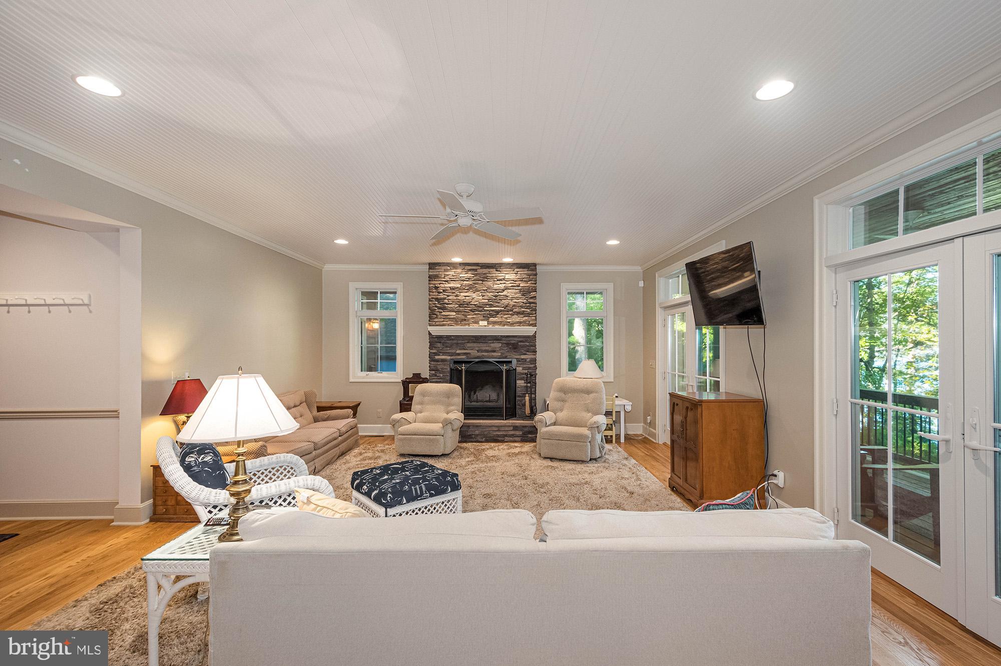 STATE PARK ROAD - Residential