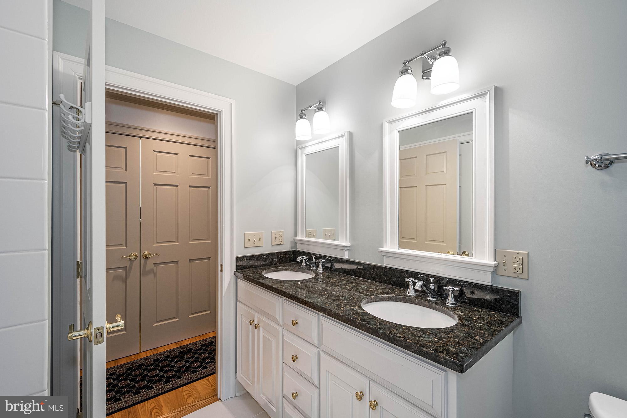 STATE PARK ROAD - Residential