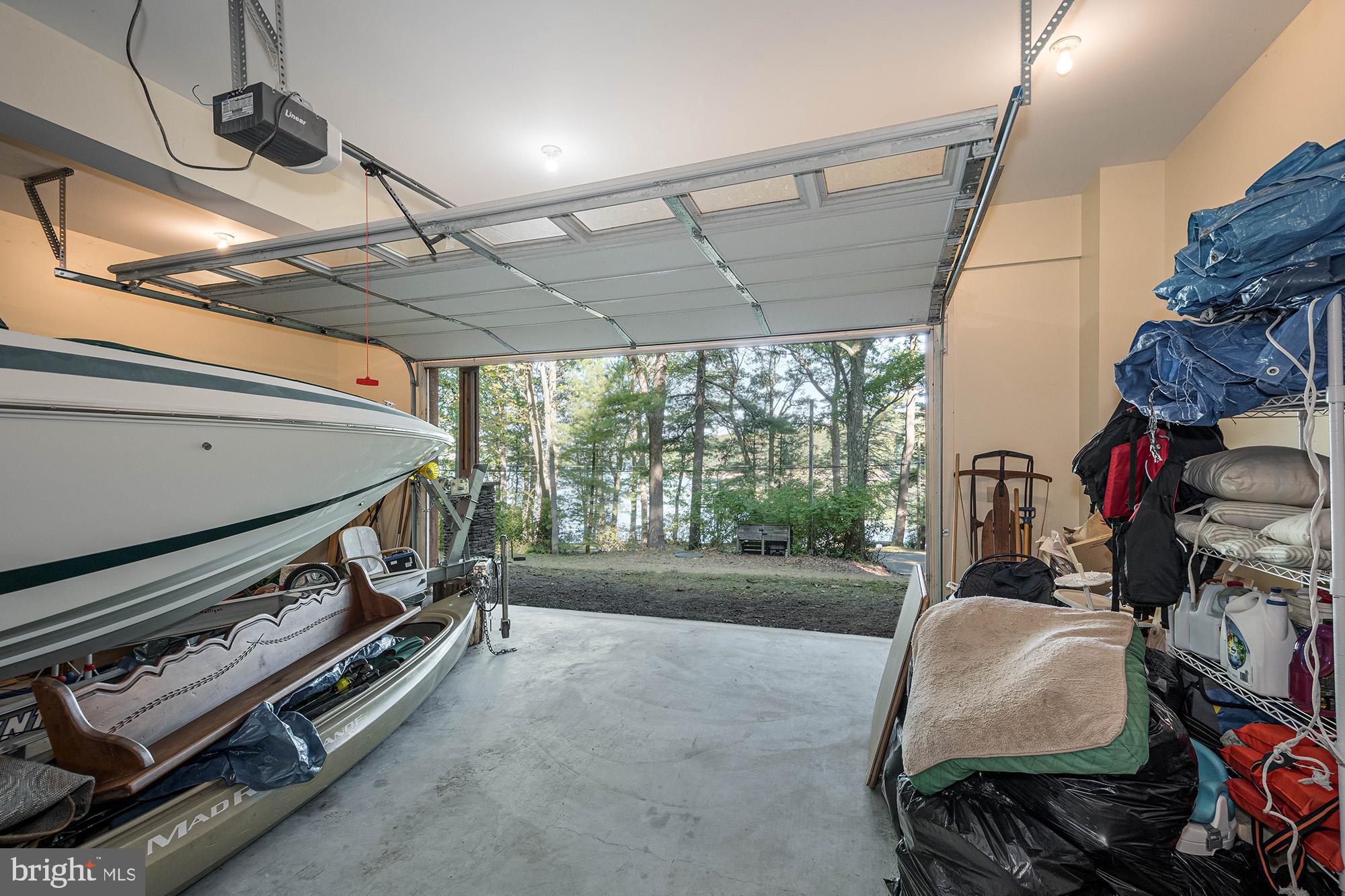 STATE PARK ROAD - Residential