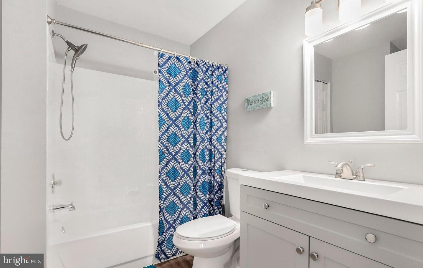 HARRIS HILL - Residential Lease