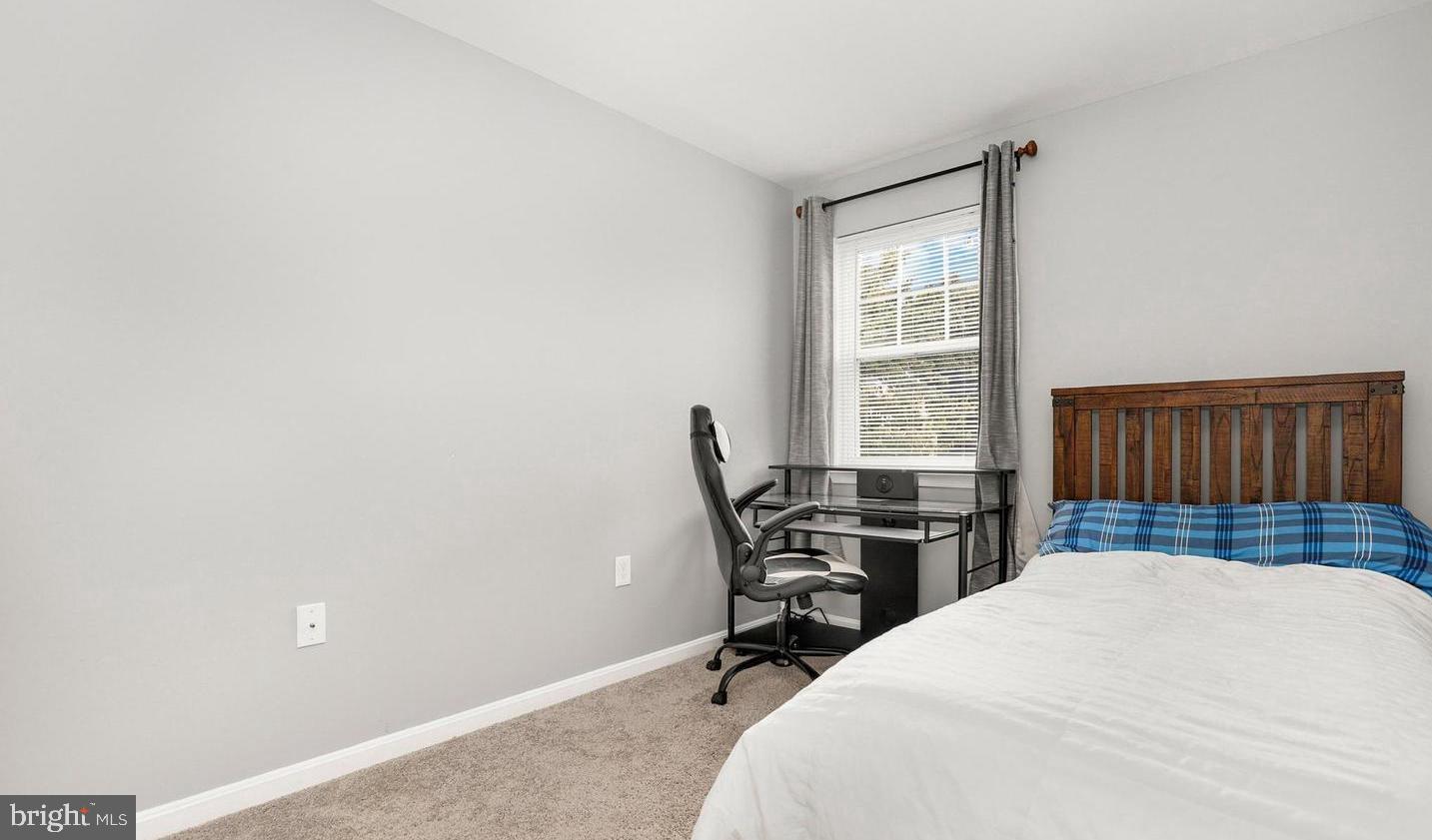 HARRIS HILL - Residential Lease