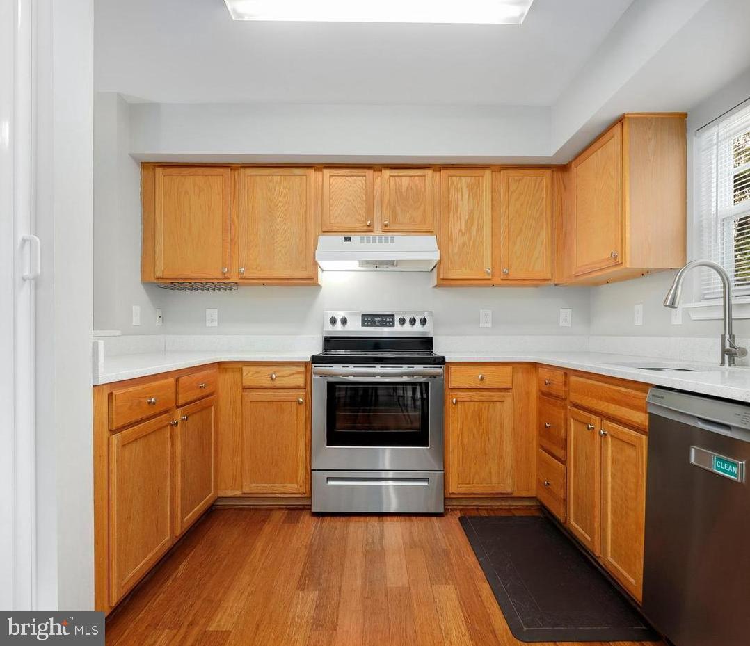 HARRIS HILL - Residential Lease