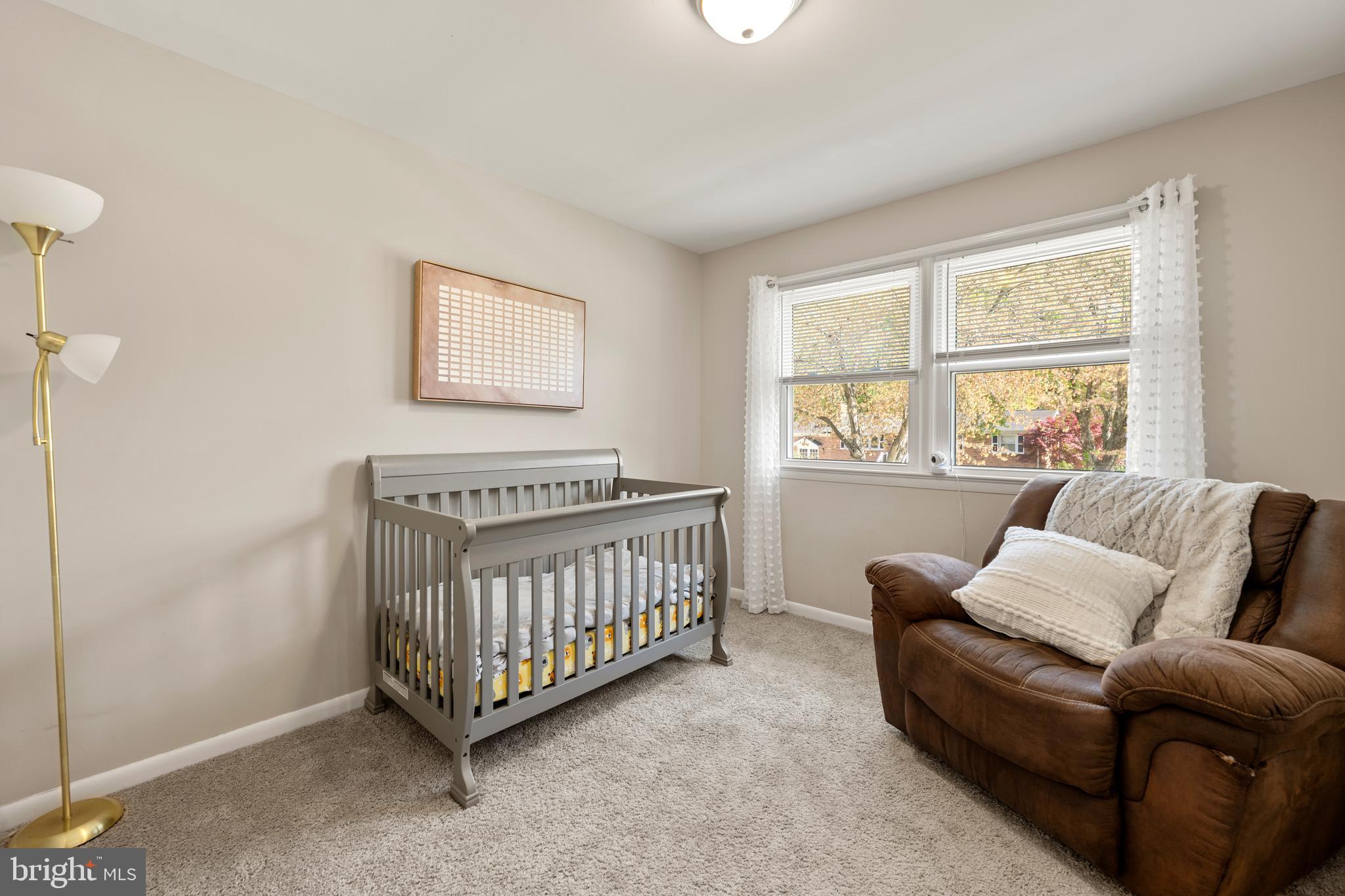 CRESTVIEW MANOR - Residential