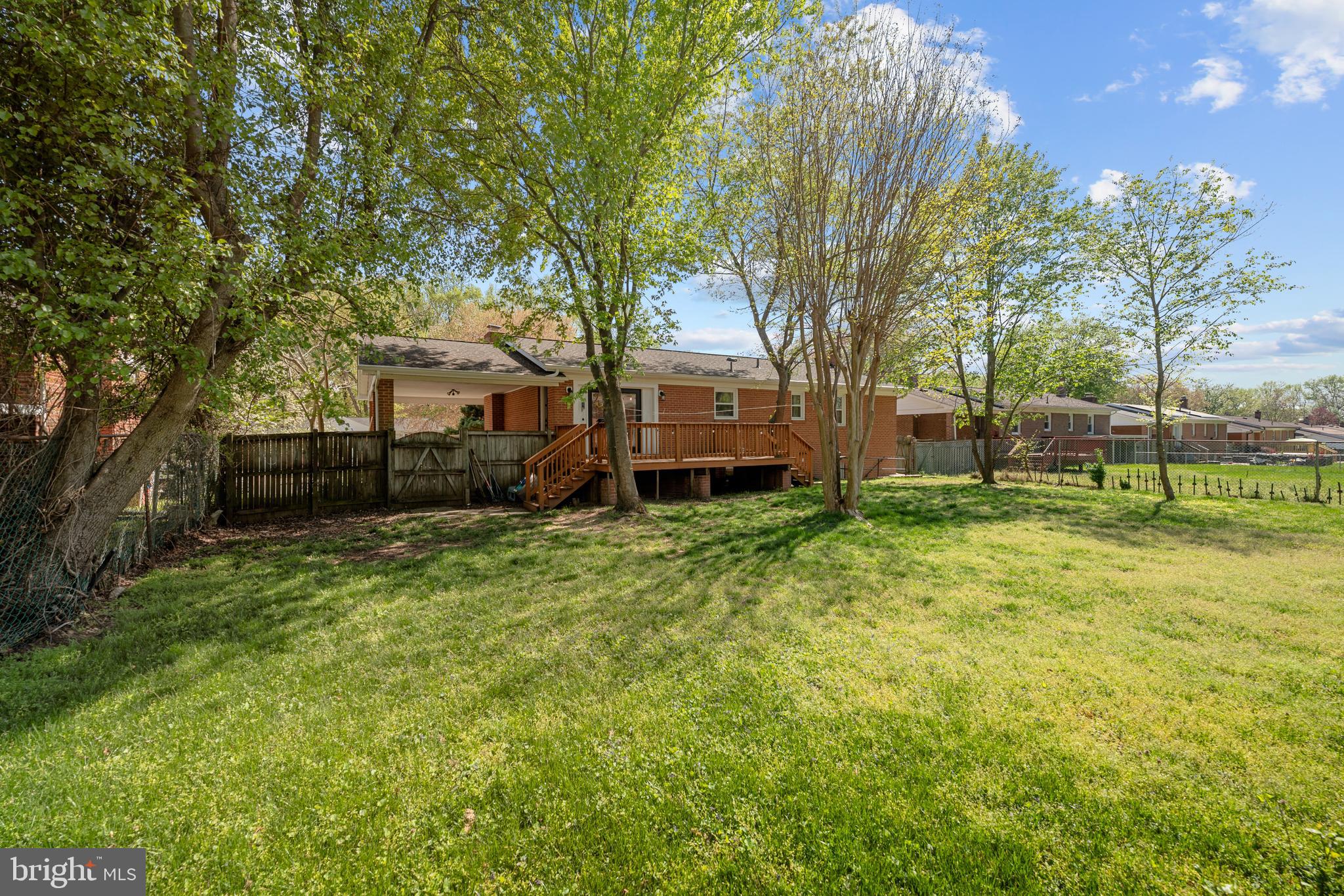 CRESTVIEW MANOR - Residential