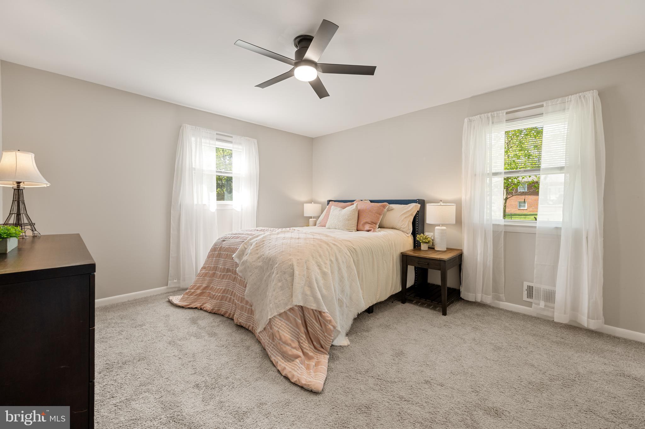 CRESTVIEW MANOR - Residential