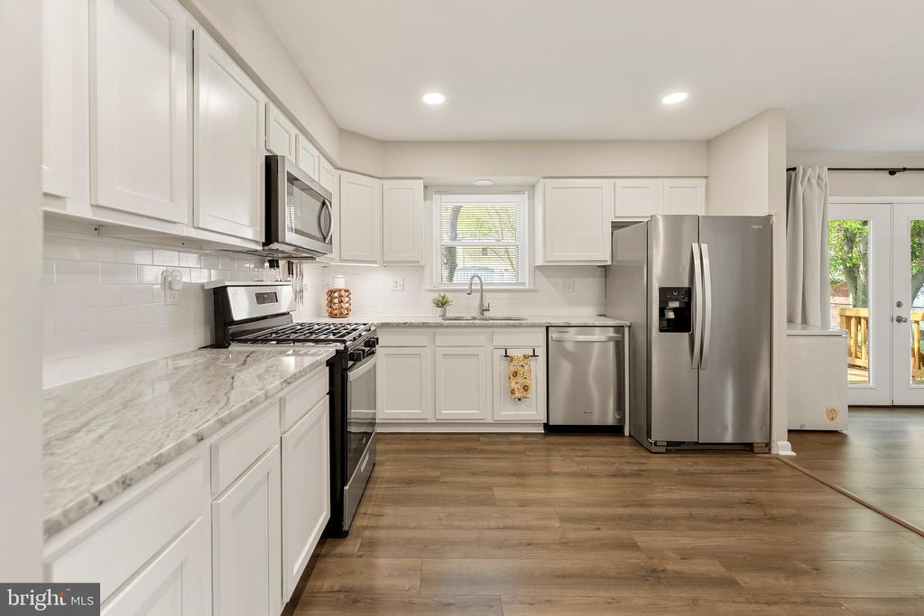 Photo of 6818 Groveton Drive, CLINTON, MD 20735 (MLS # MDPG2193650)