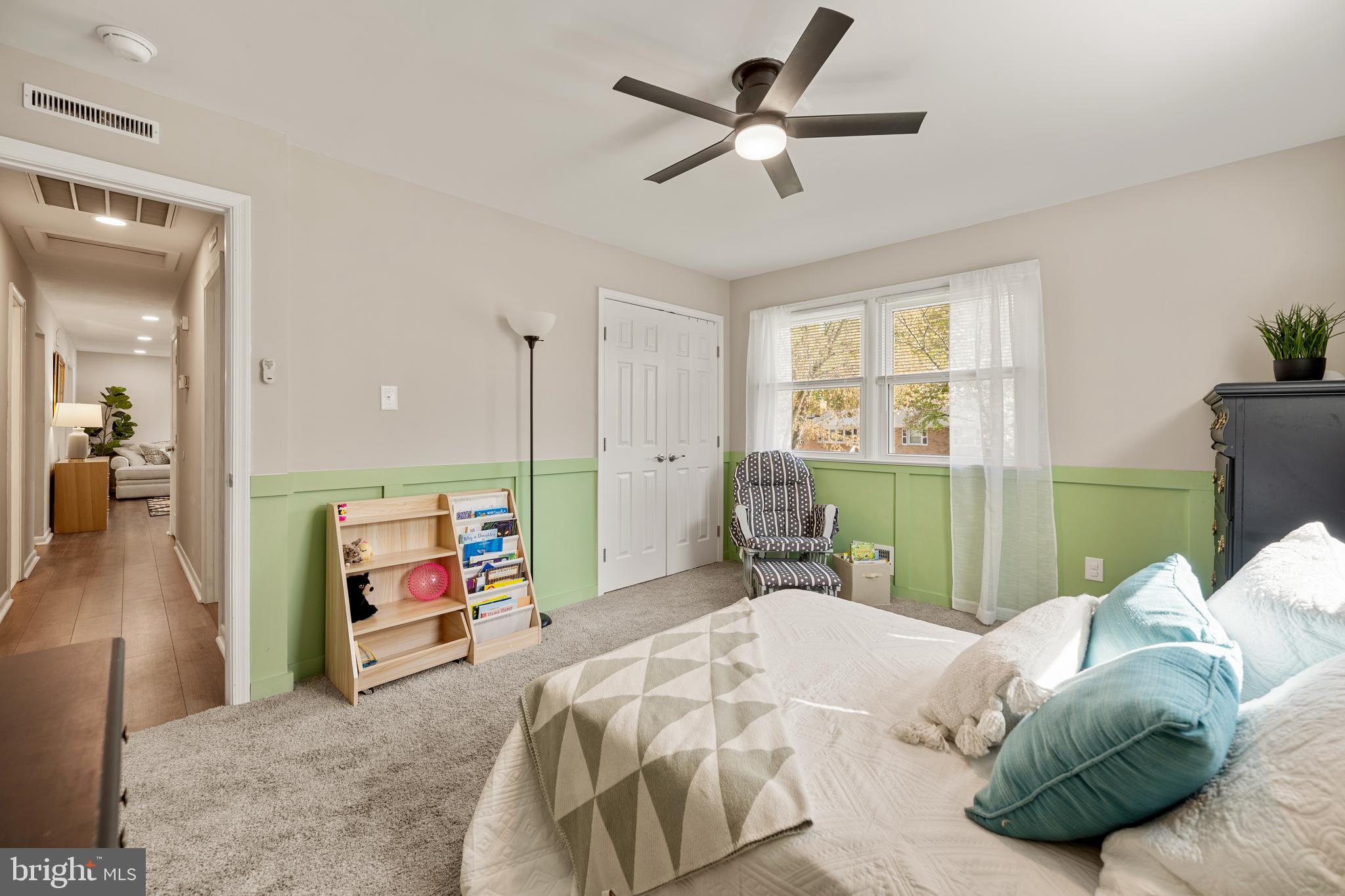 CRESTVIEW MANOR - Residential