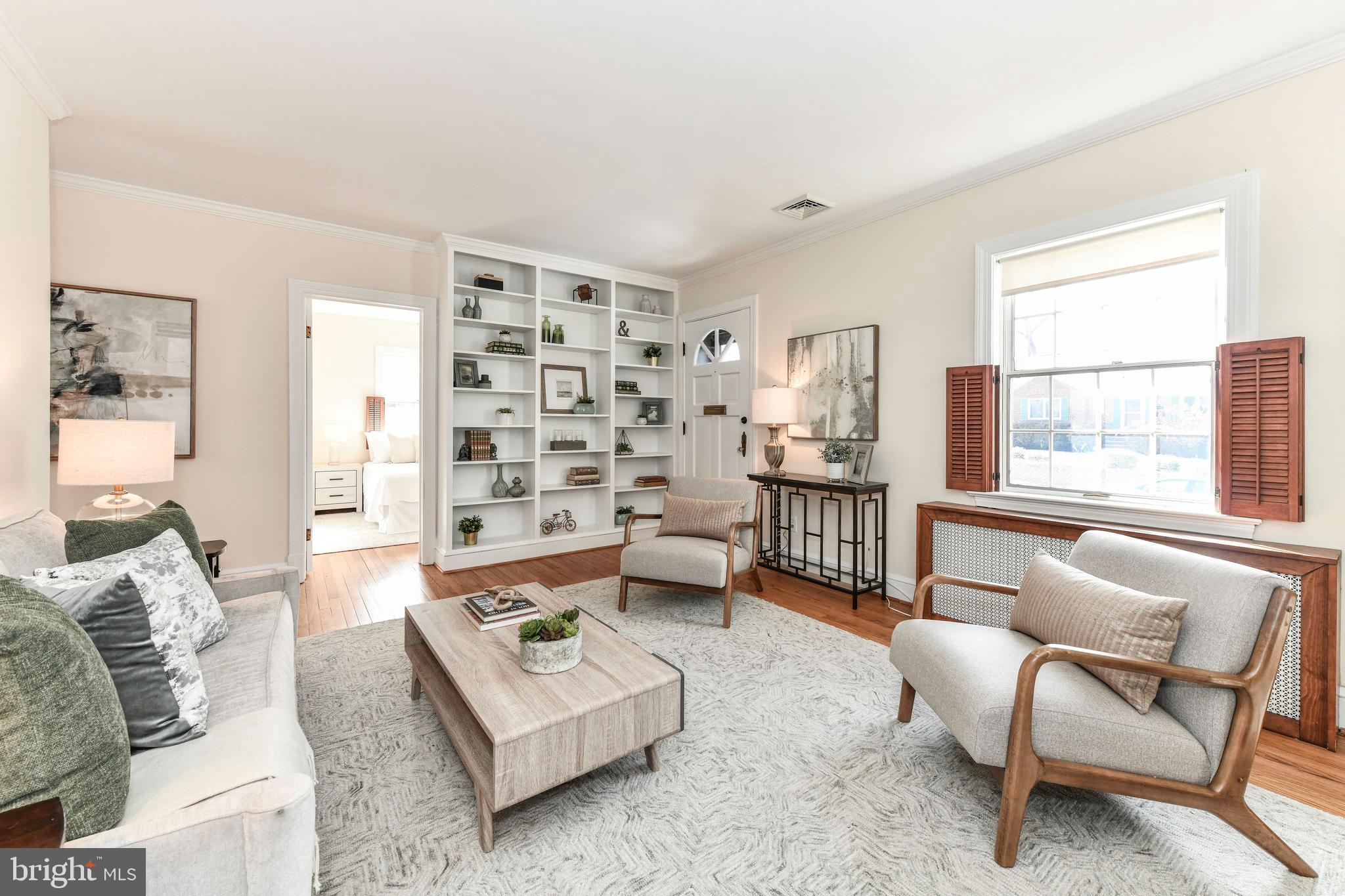 LEXINGTON VILLAGE - Residential