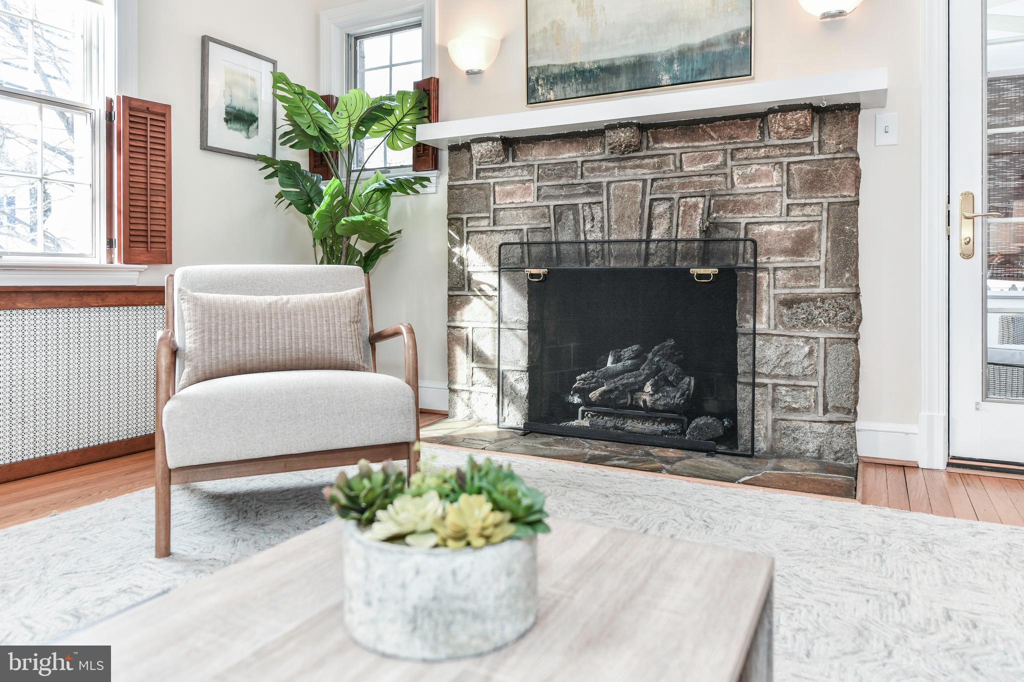 LEXINGTON VILLAGE - Residential