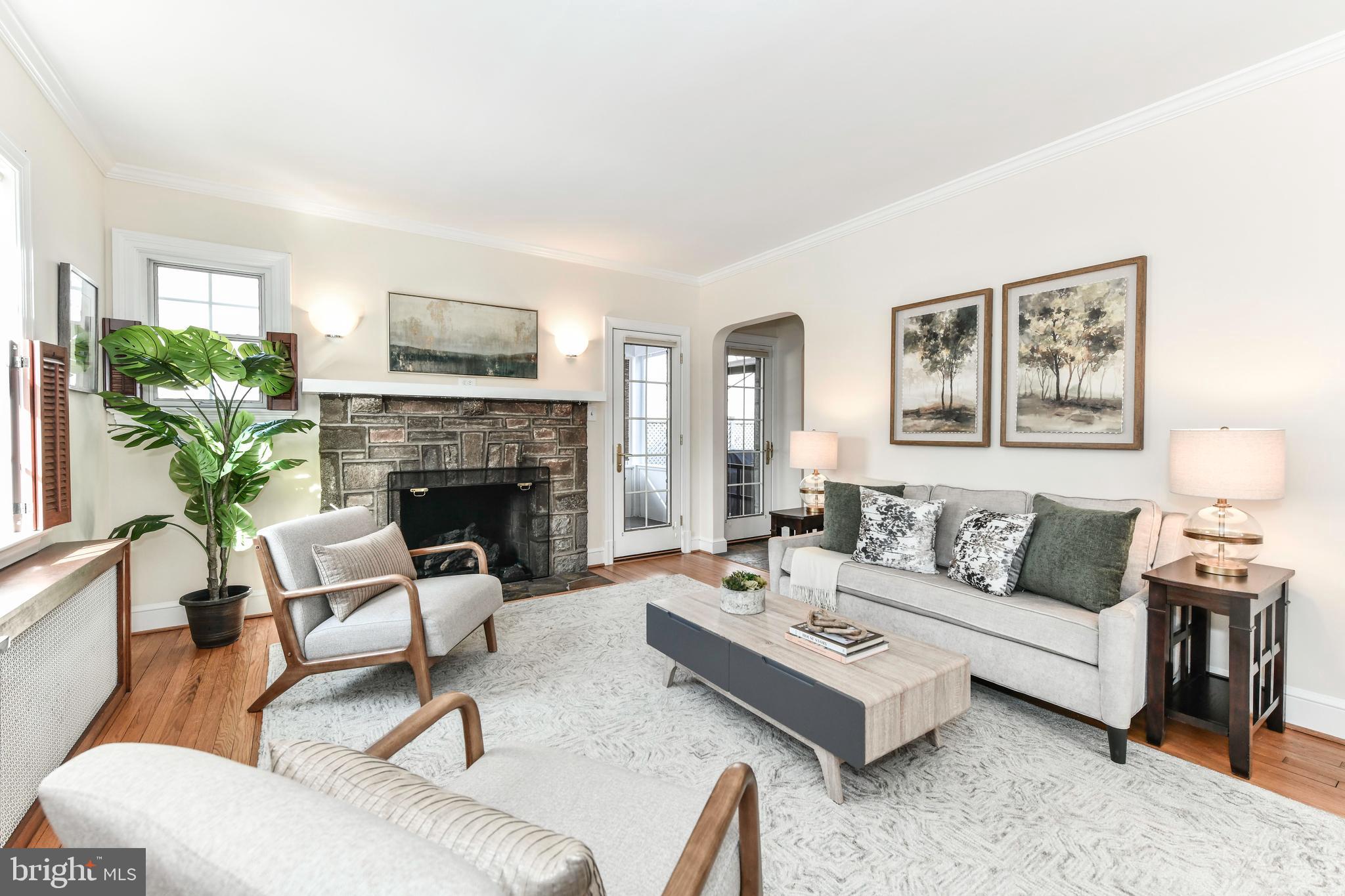 LEXINGTON VILLAGE - Residential