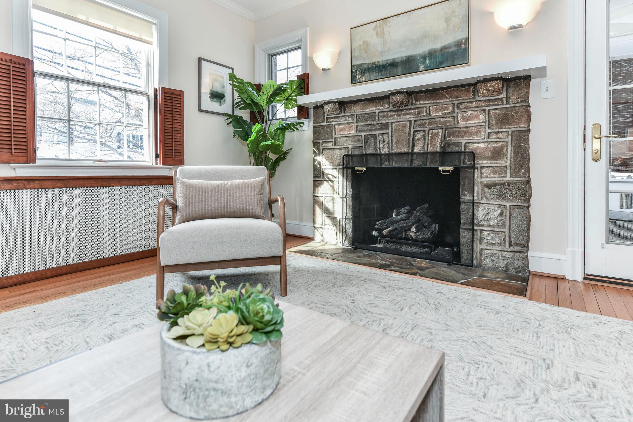 LEXINGTON VILLAGE - Residential