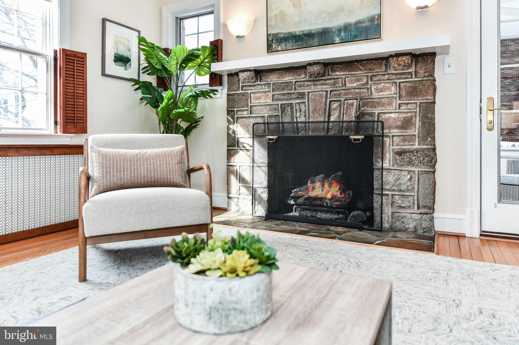 LEXINGTON VILLAGE - Residential