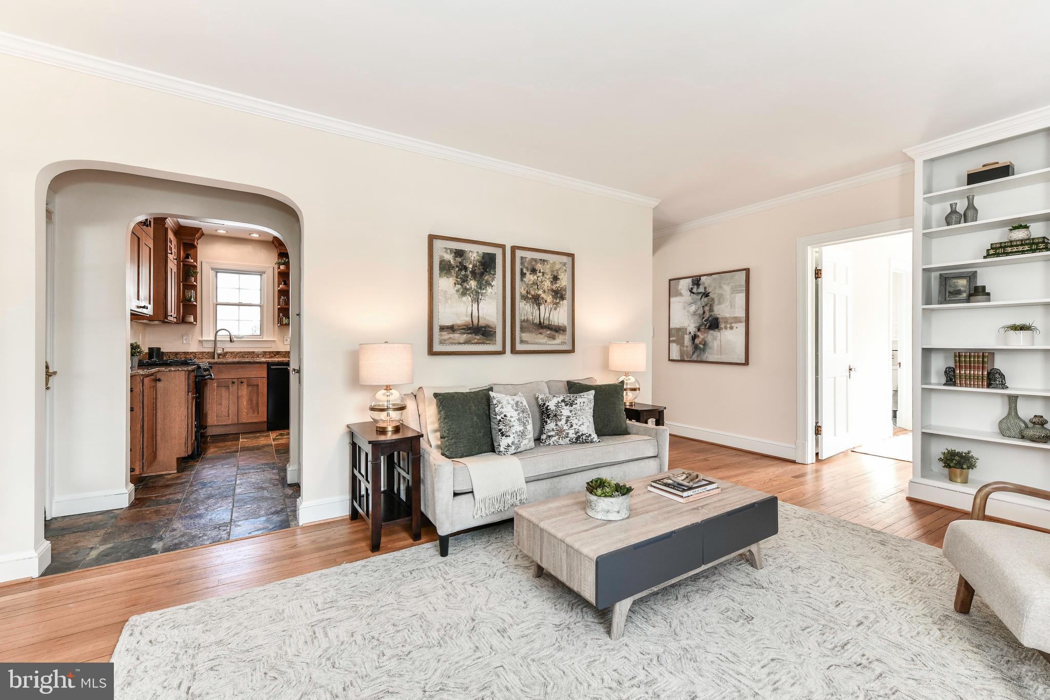 LEXINGTON VILLAGE - Residential