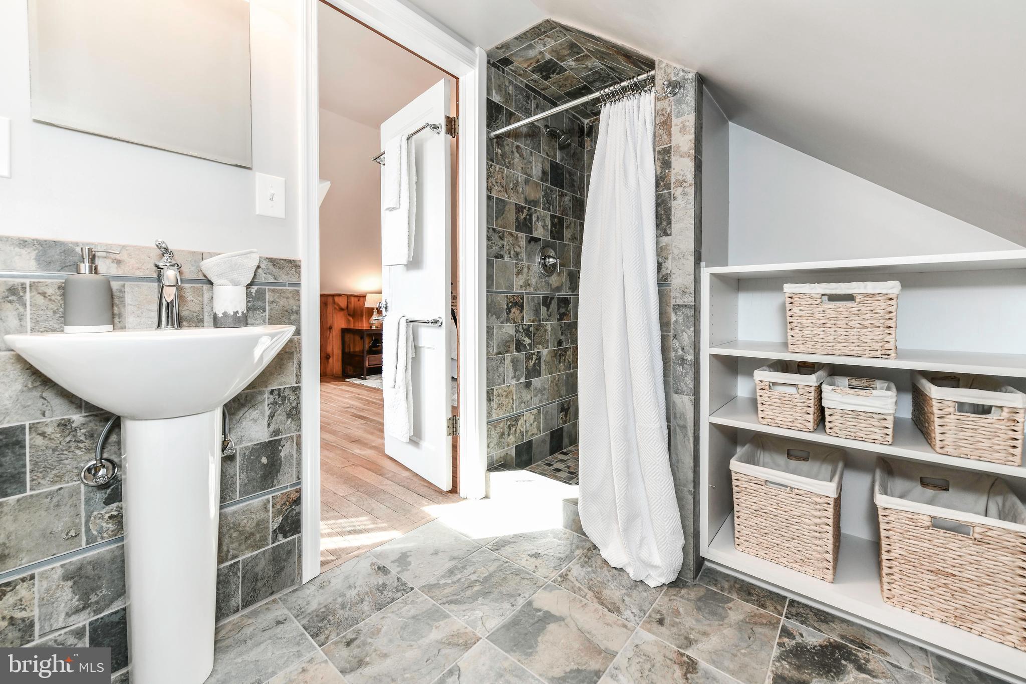 LEXINGTON VILLAGE - Residential