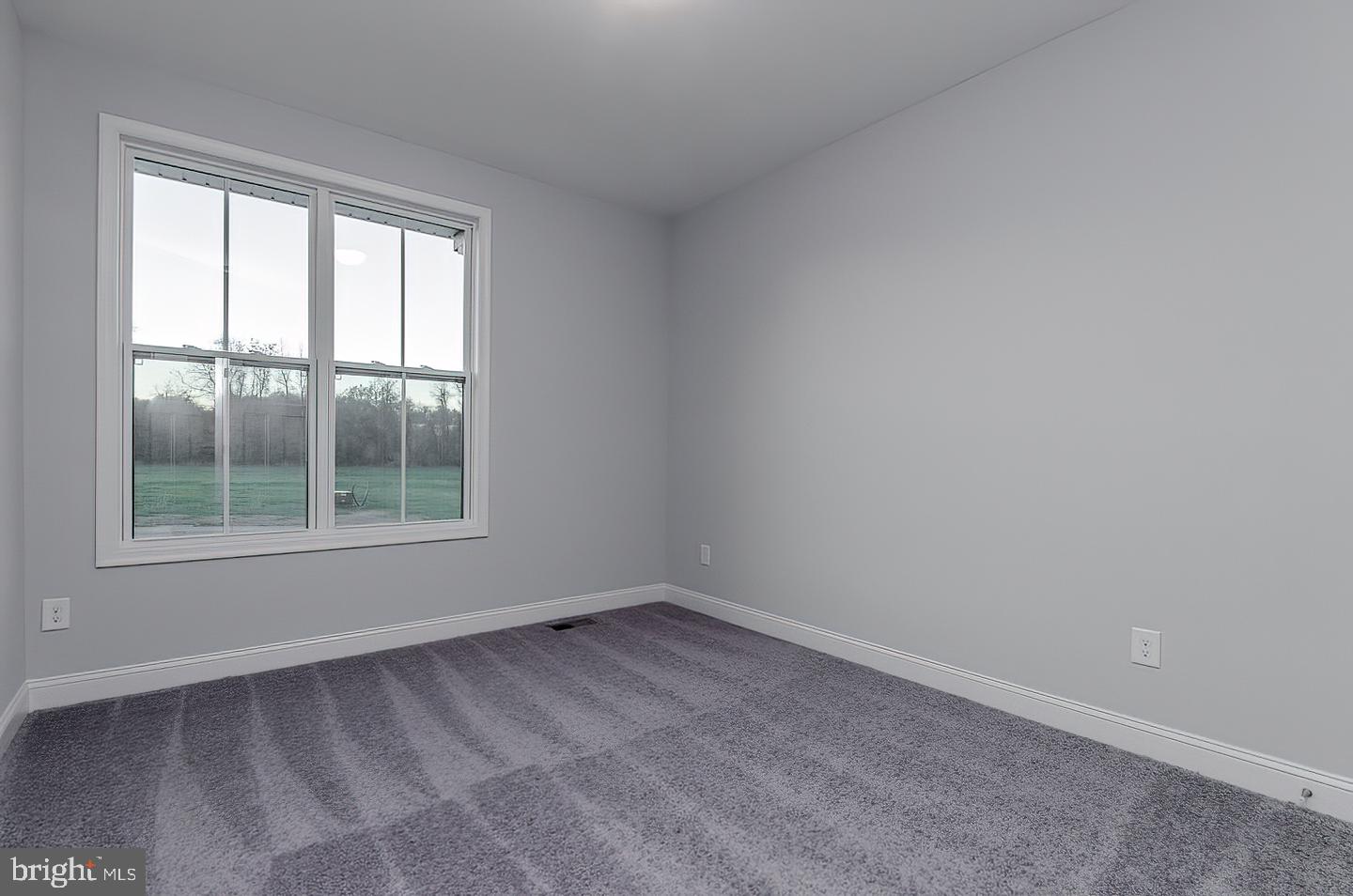 LAKE FOREST ESTATES - Residential