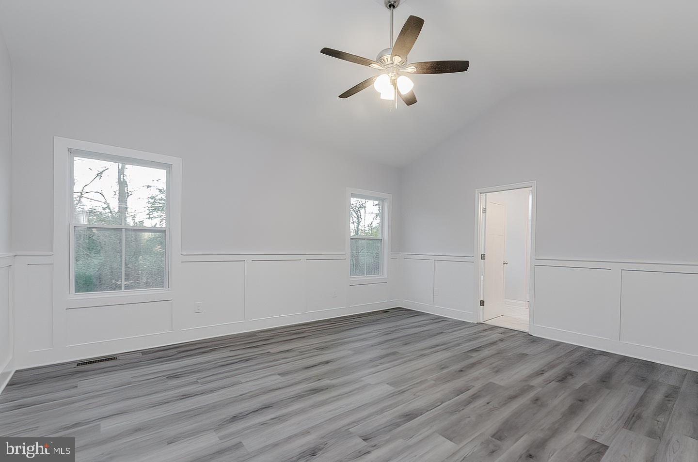 LAKE FOREST ESTATES - Residential