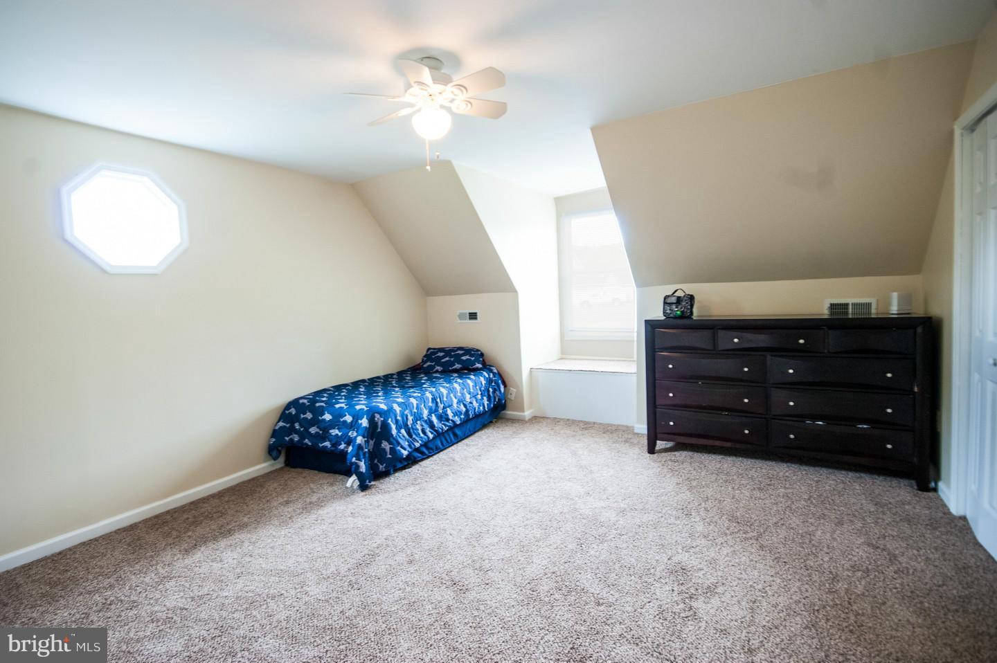 RIDGE VIEW - Residential