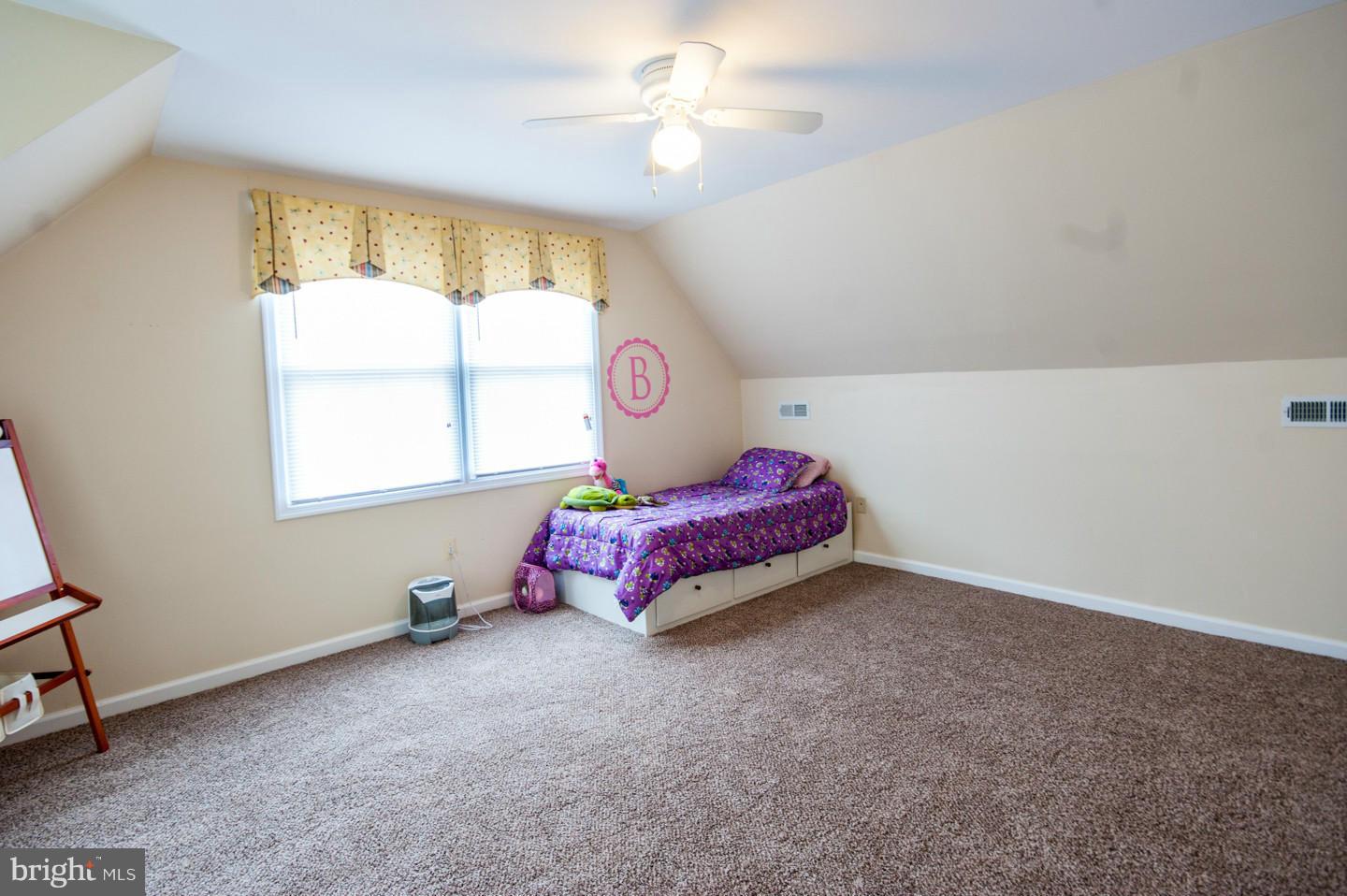 RIDGE VIEW - Residential