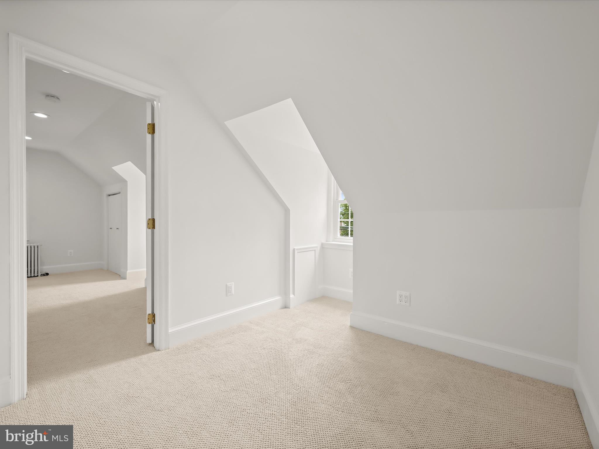 BATTERY PARK - Residential