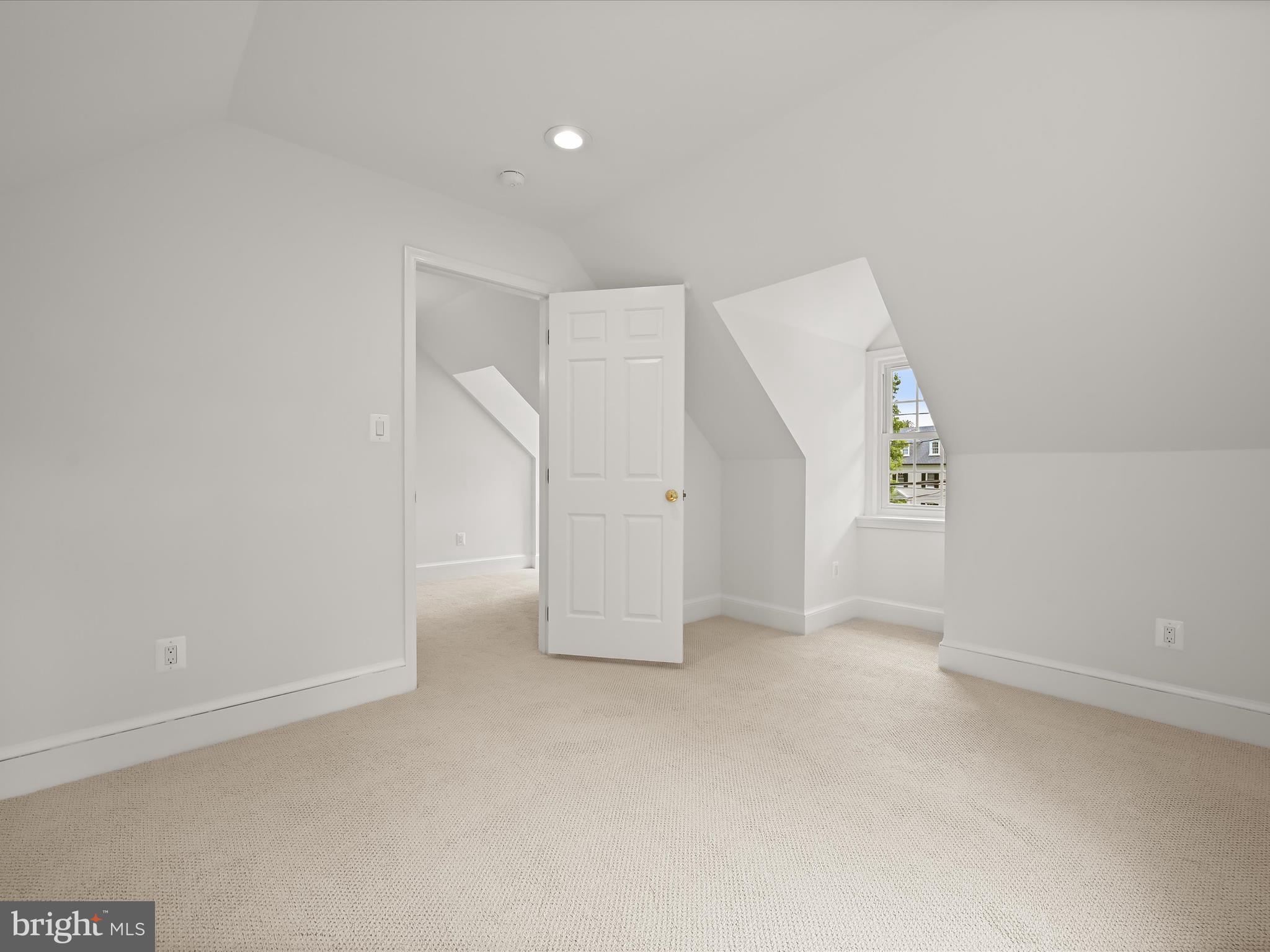 BATTERY PARK - Residential