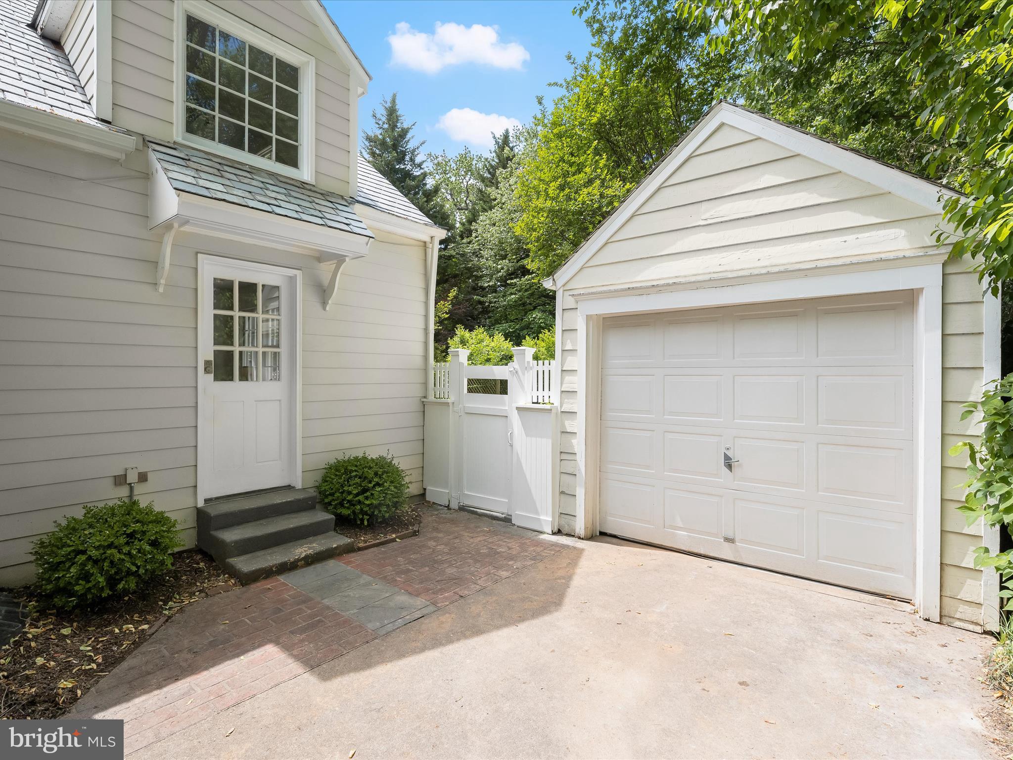 BATTERY PARK - Residential