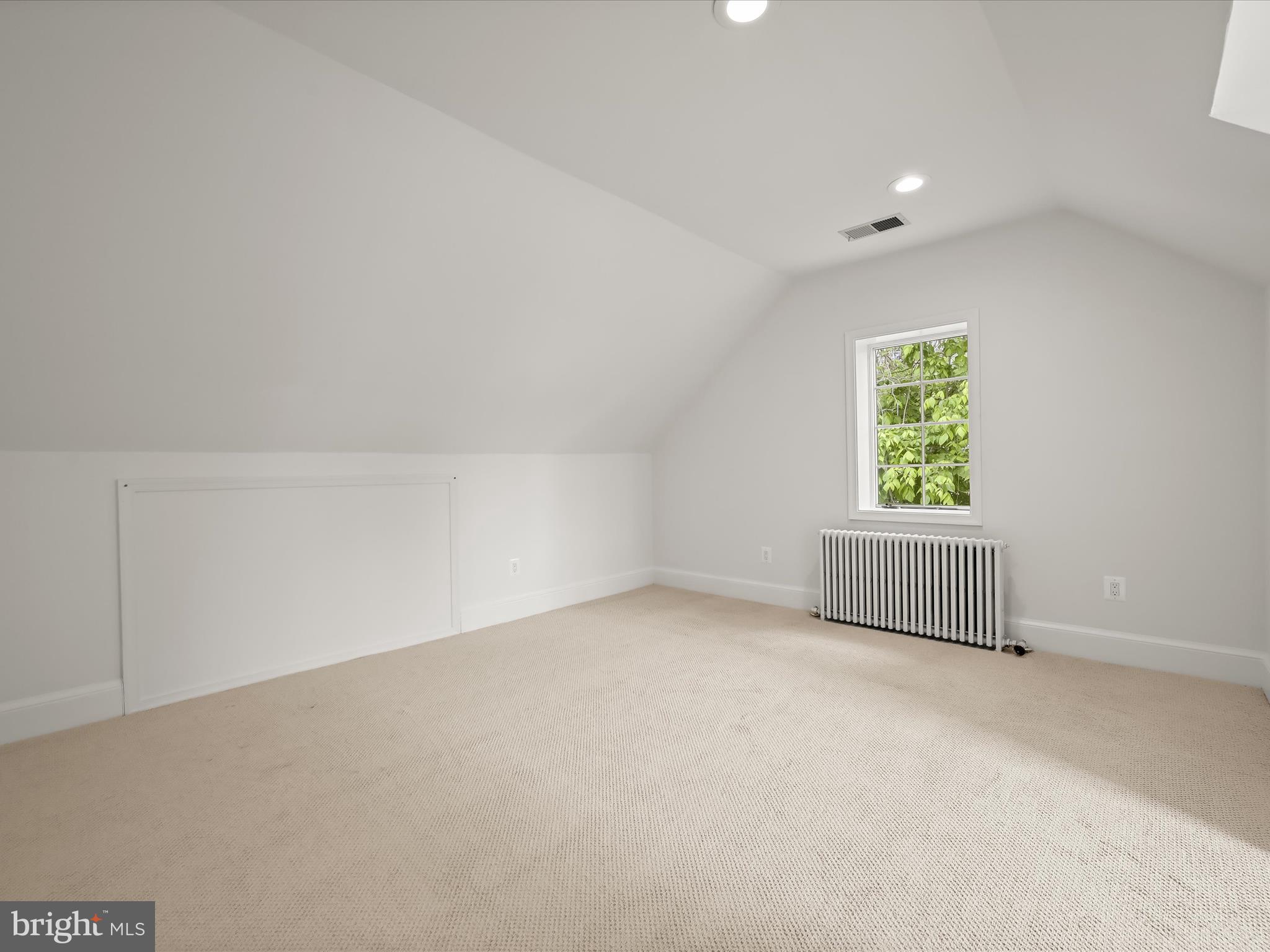 BATTERY PARK - Residential