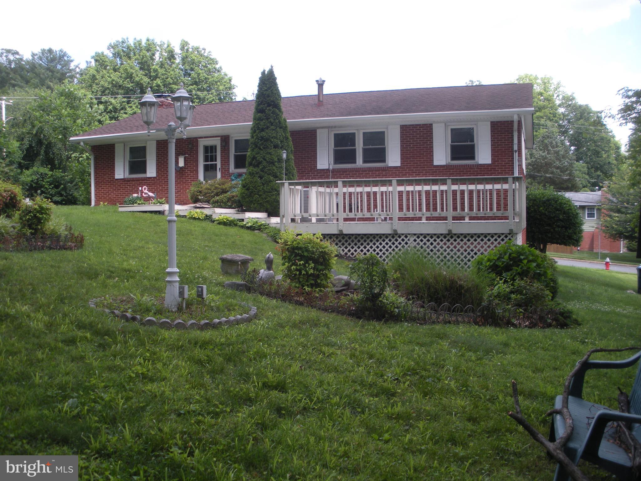 ANNANDALE WOODS - Residential