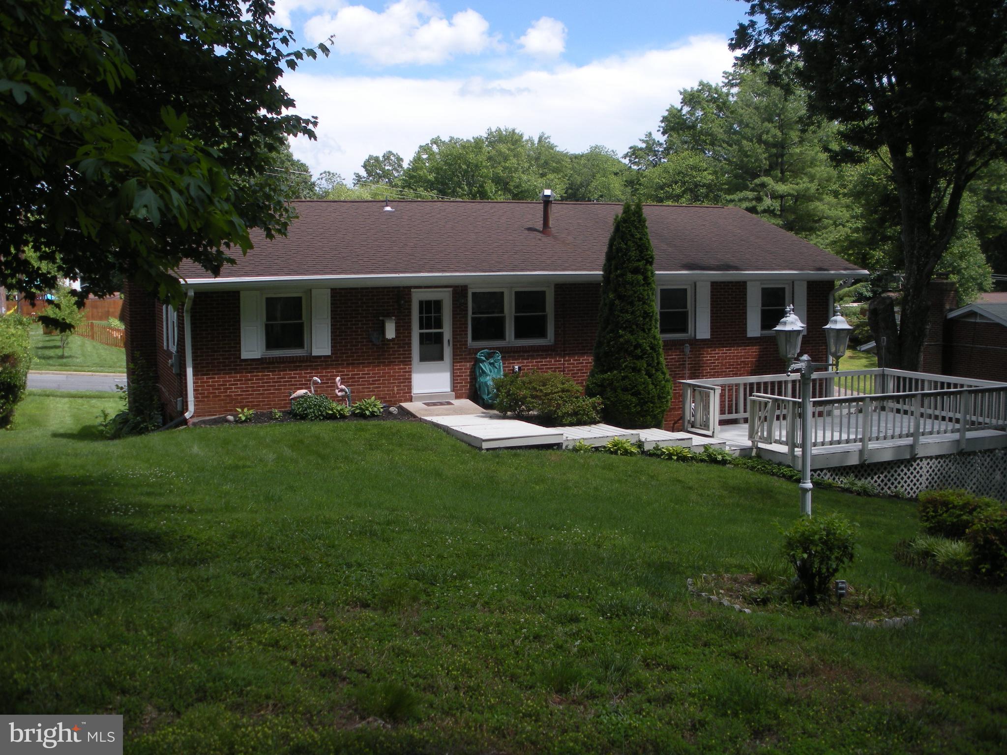 ANNANDALE WOODS - Residential