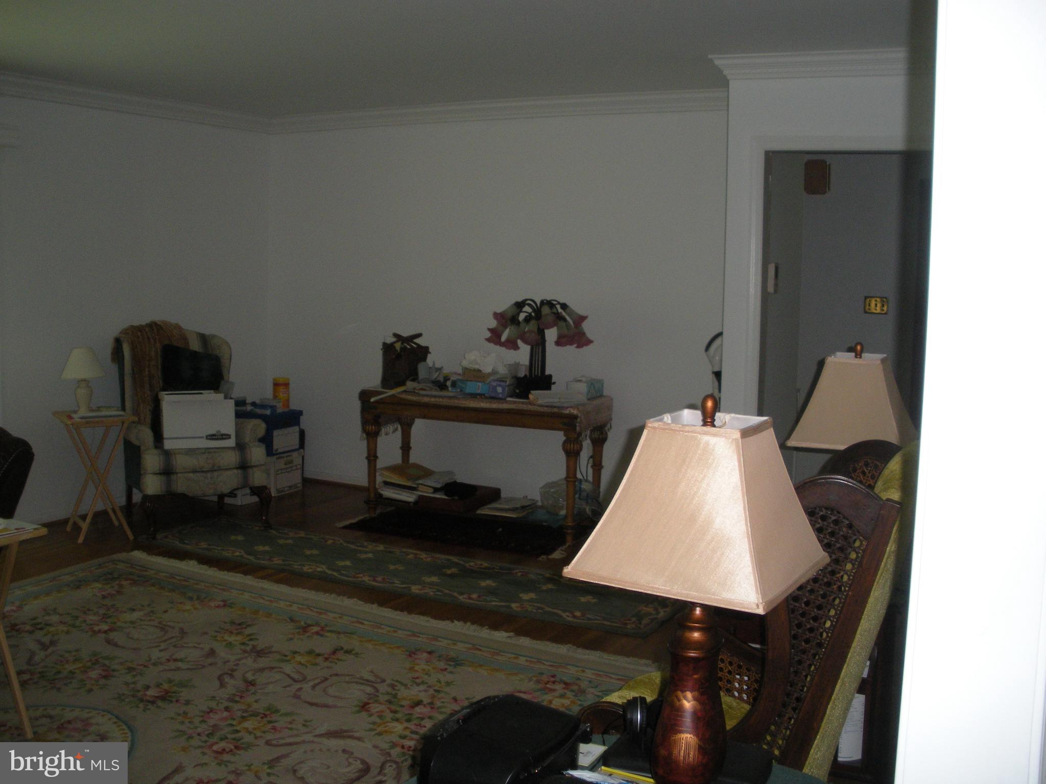 ANNANDALE WOODS - Residential