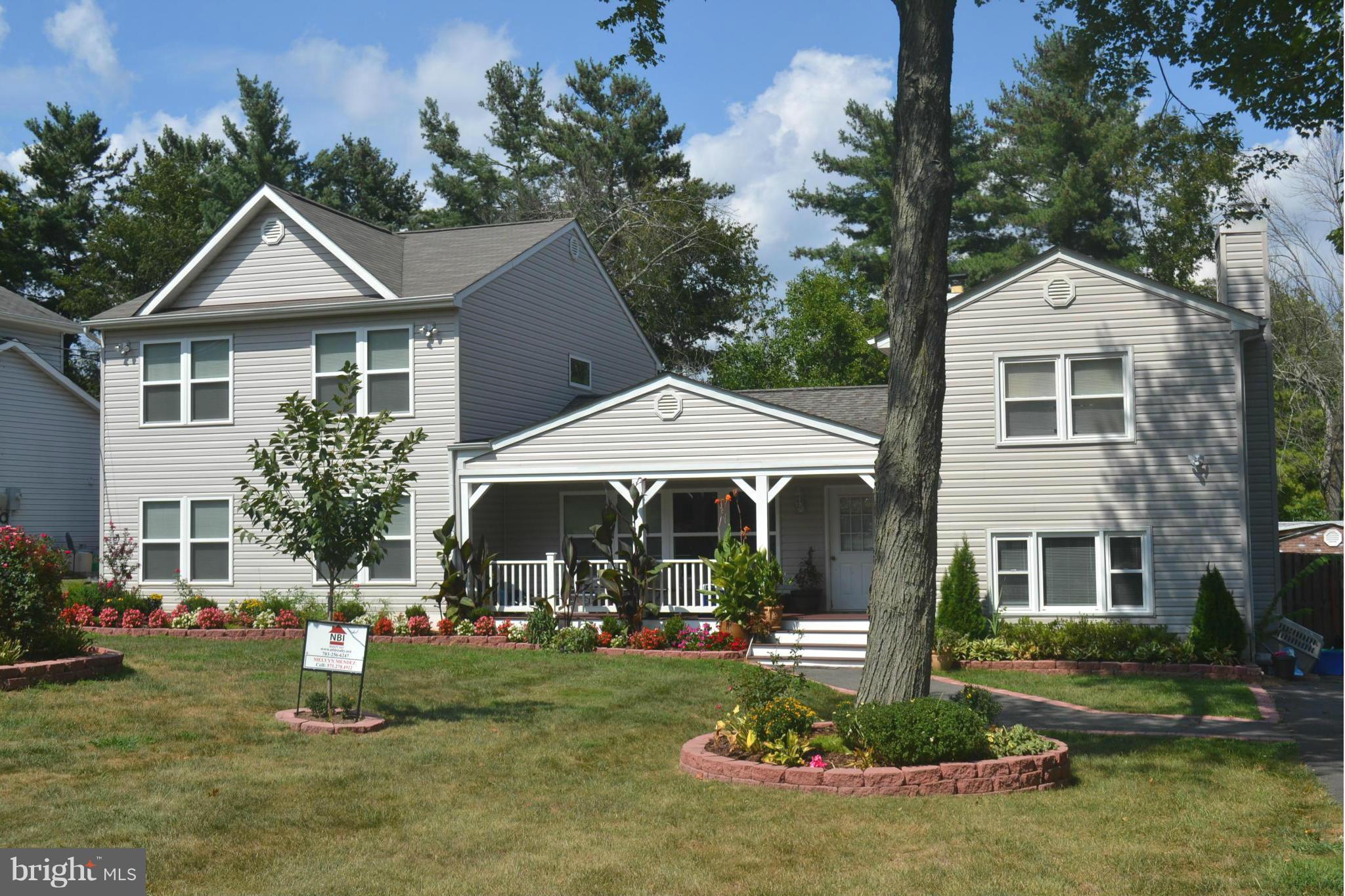 YORKSHIRE ACRES - Residential