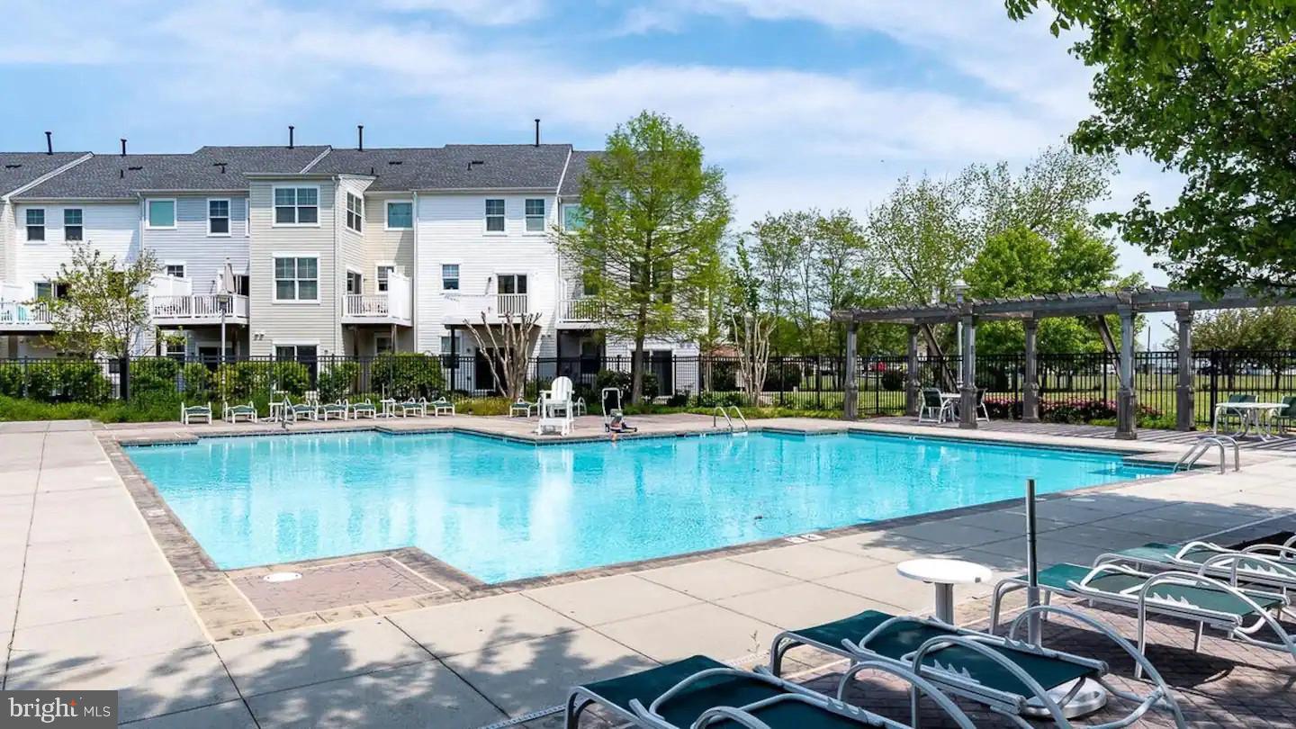 416 S SEAWAY COURT 142