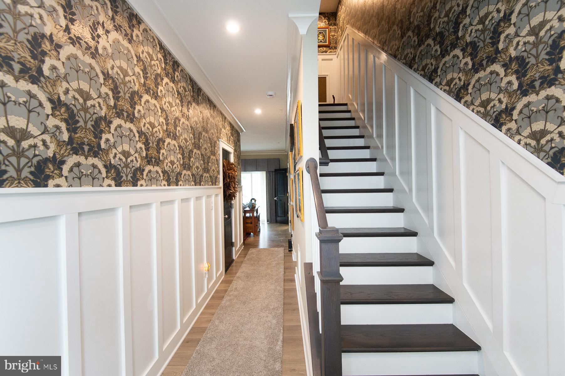416 S SEAWAY COURT 142