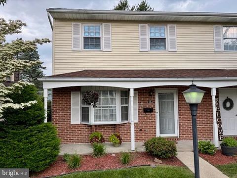 132 POPODICKON DRIVE BOYERTOWN PA 19512