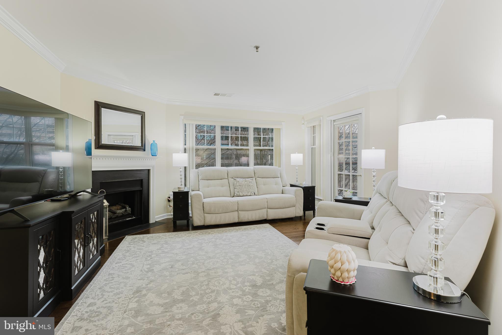 SAVOY PARK CONDOMINIUMS - Residential