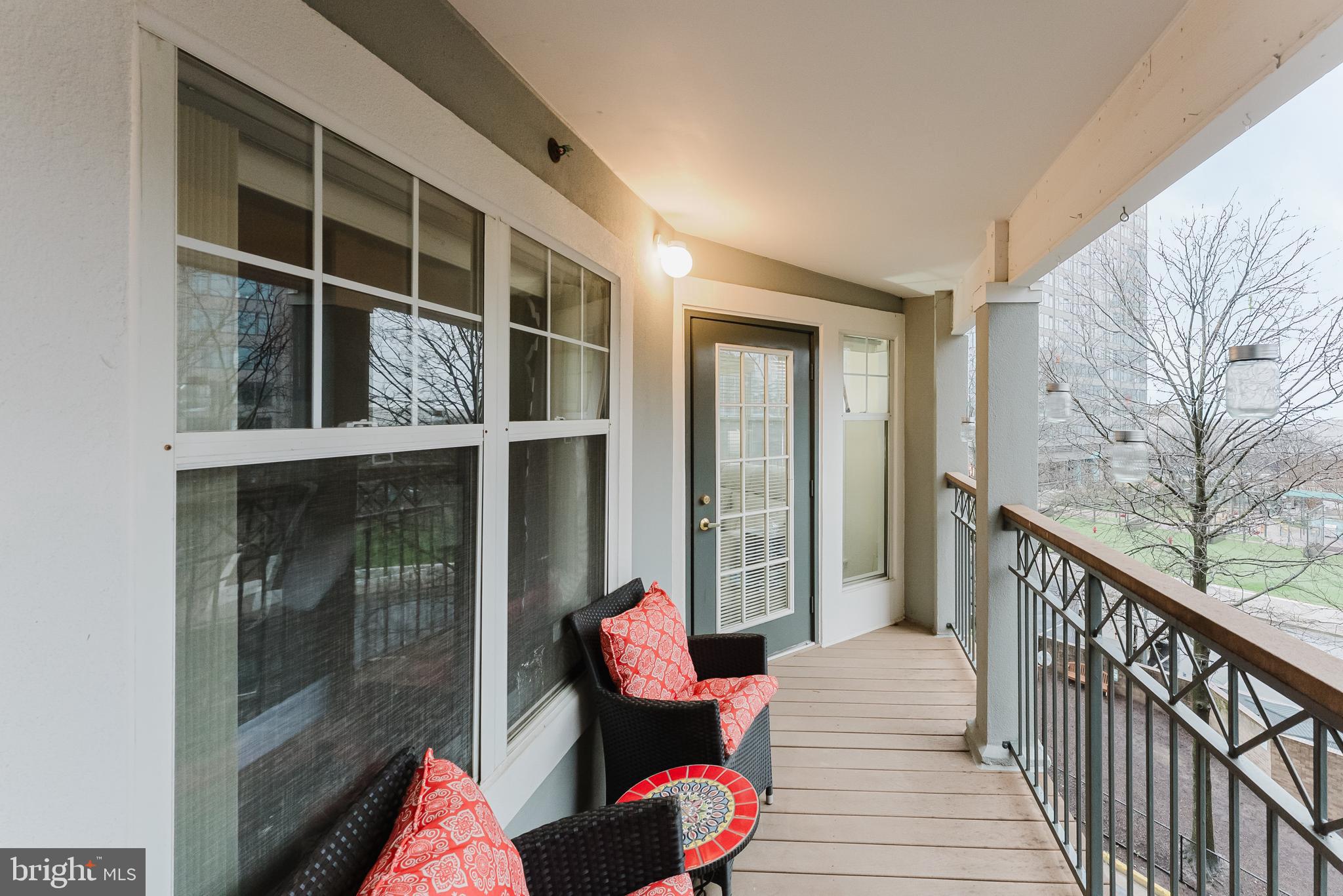 SAVOY PARK CONDOMINIUMS - Residential