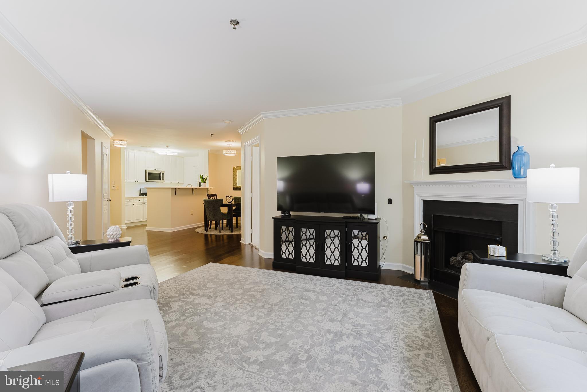 SAVOY PARK CONDOMINIUMS - Residential