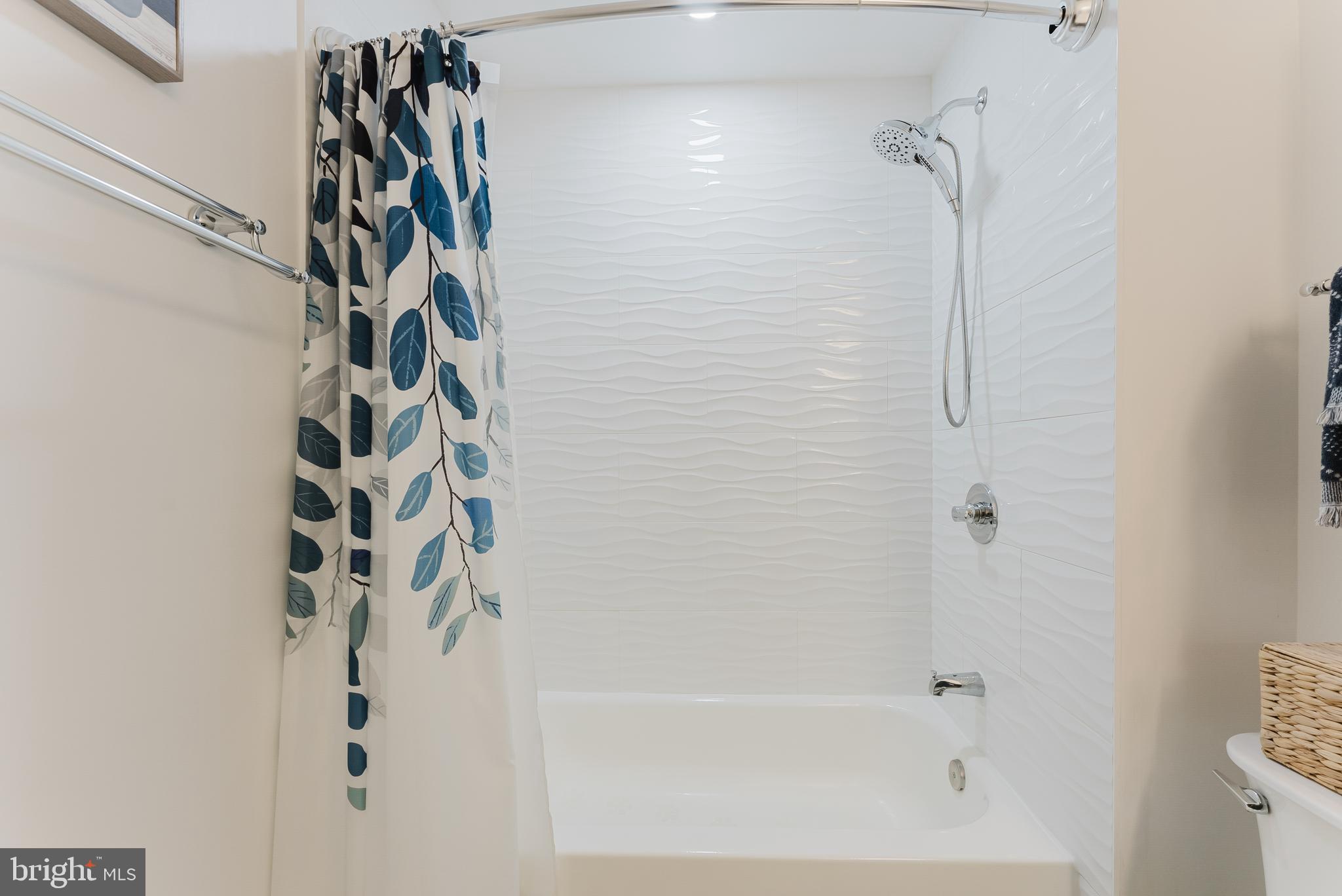 SAVOY PARK CONDOMINIUMS - Residential