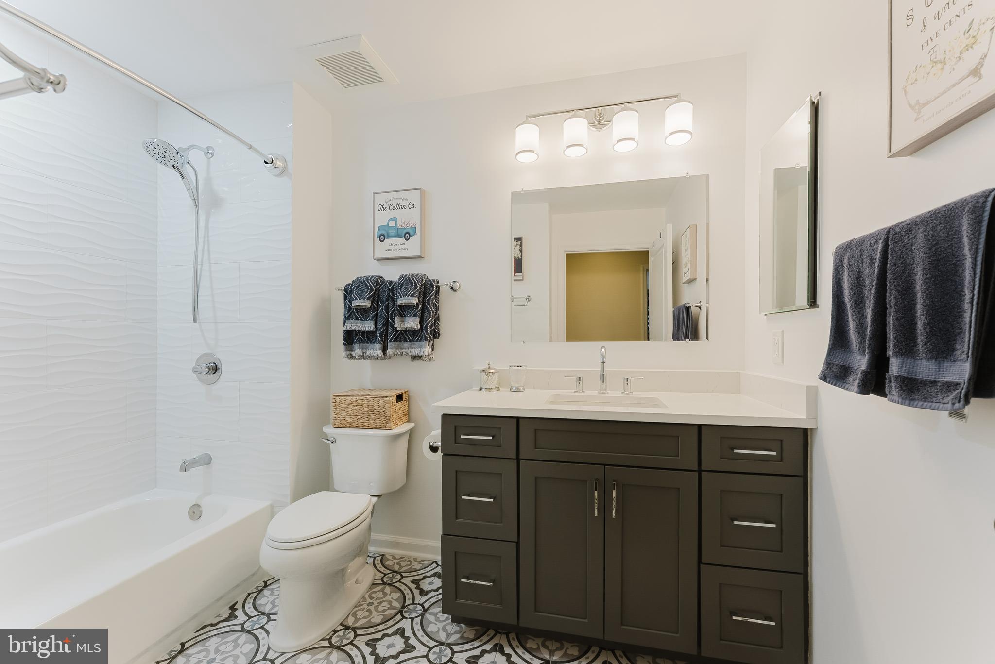 SAVOY PARK CONDOMINIUMS - Residential