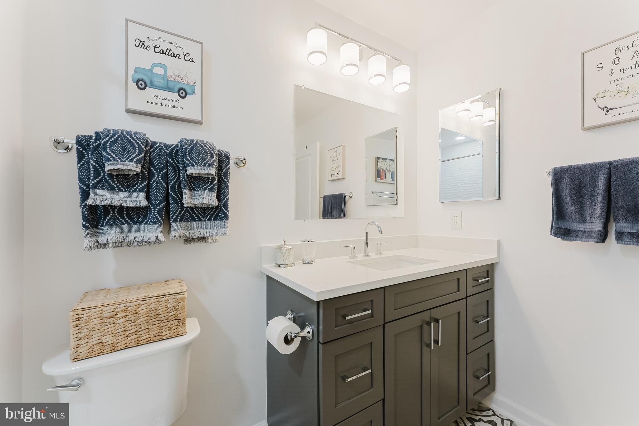 SAVOY PARK CONDOMINIUMS - Residential