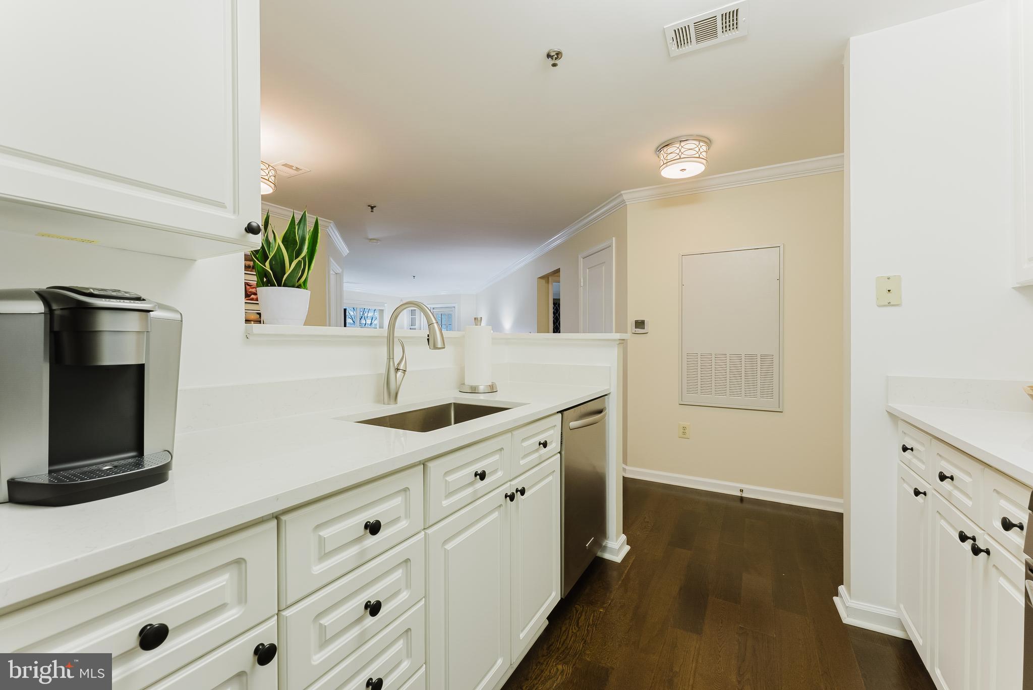 SAVOY PARK CONDOMINIUMS - Residential