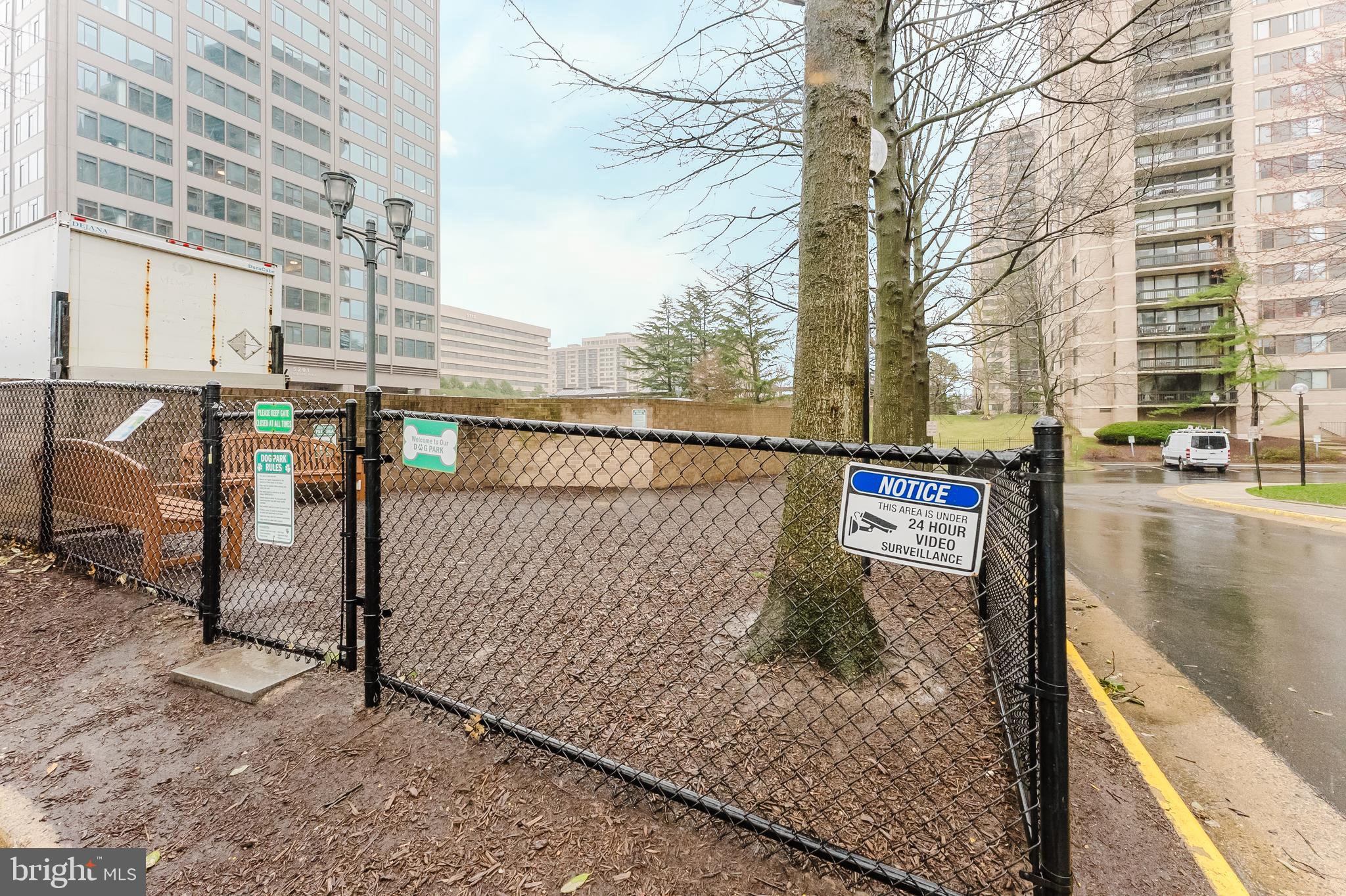SAVOY PARK CONDOMINIUMS - Residential
