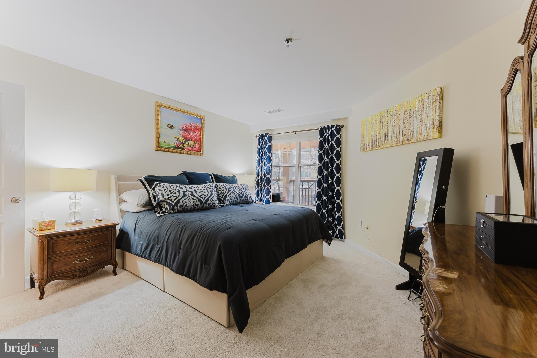 SAVOY PARK CONDOMINIUMS - Residential