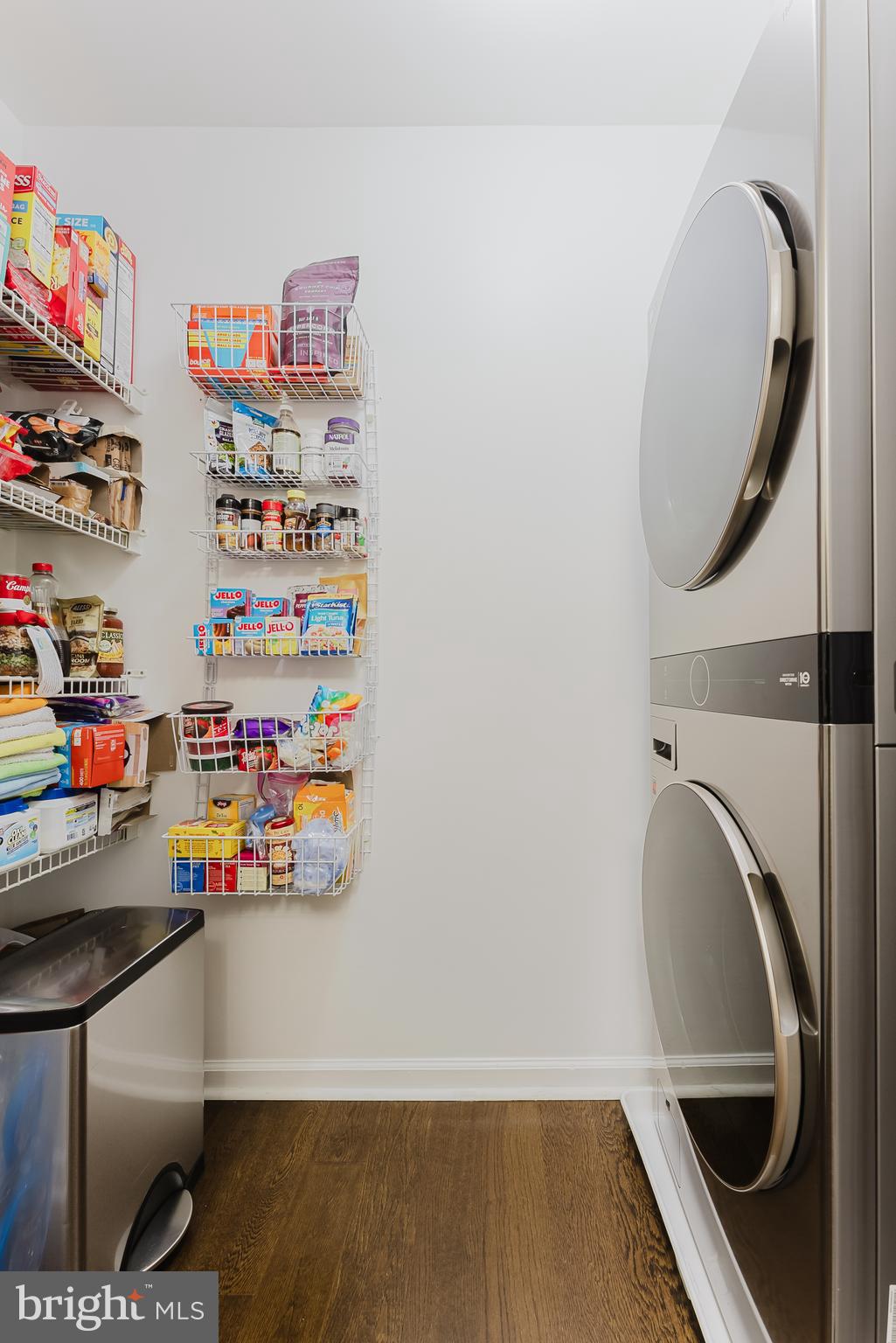 SAVOY PARK CONDOMINIUMS - Residential