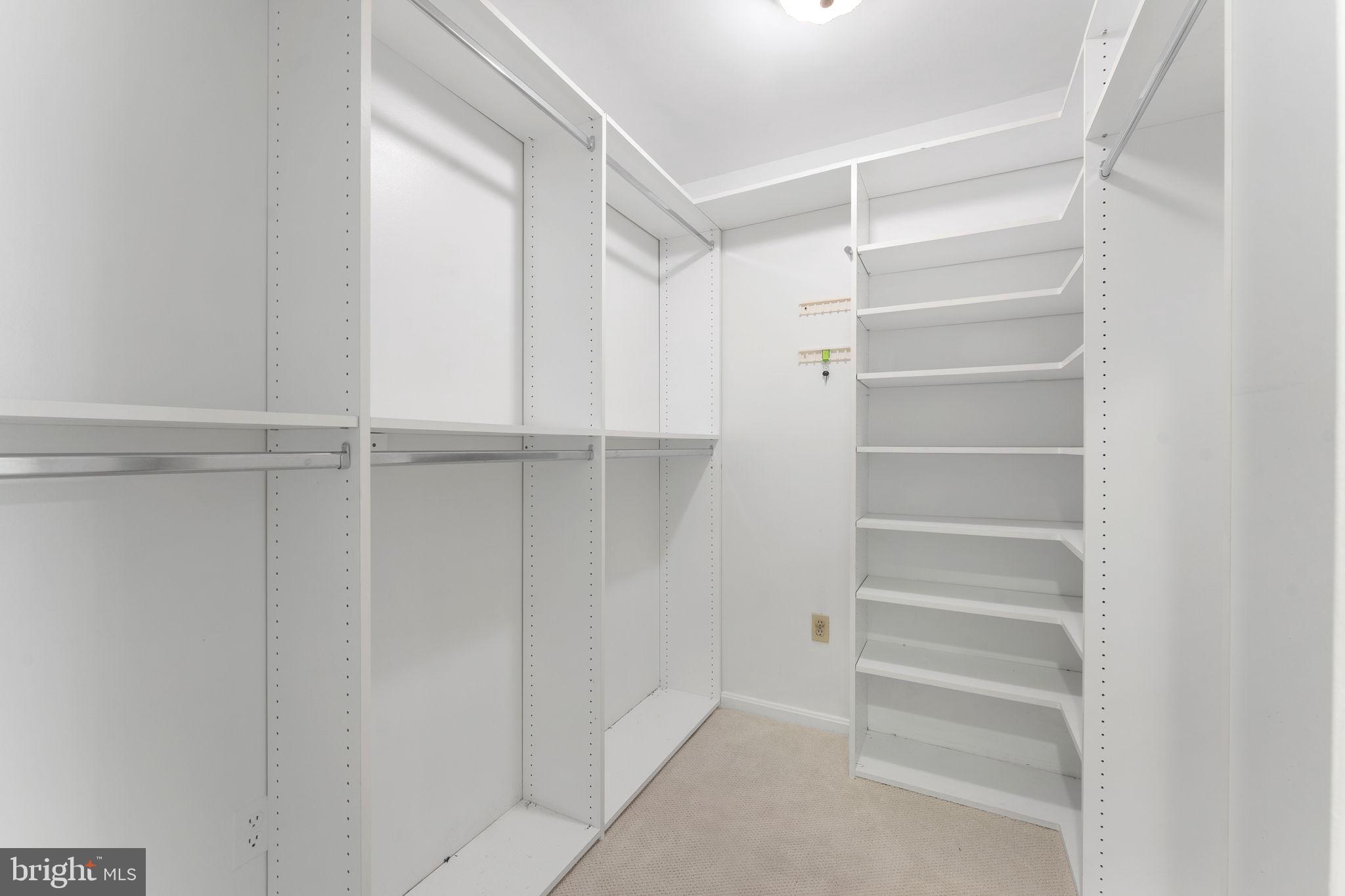 FOREST VILLA WOODS - Residential