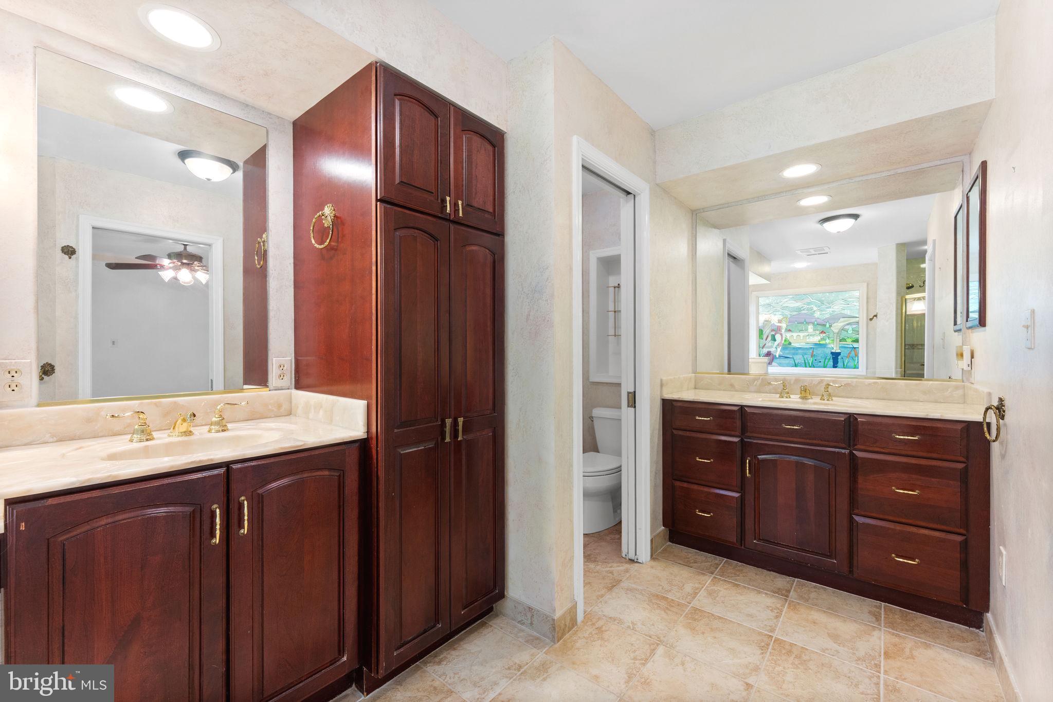 FOREST VILLA WOODS - Residential