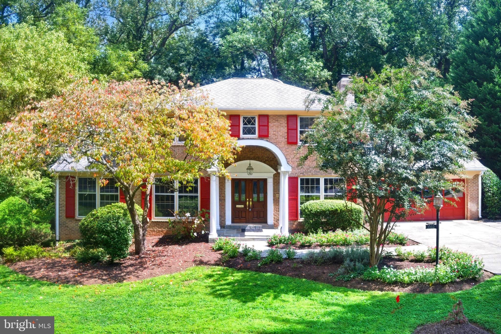 FOREST VILLA WOODS - Residential