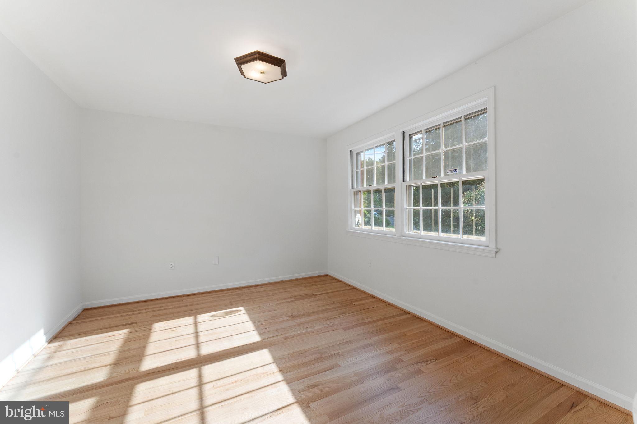 FOREST VILLA WOODS - Residential