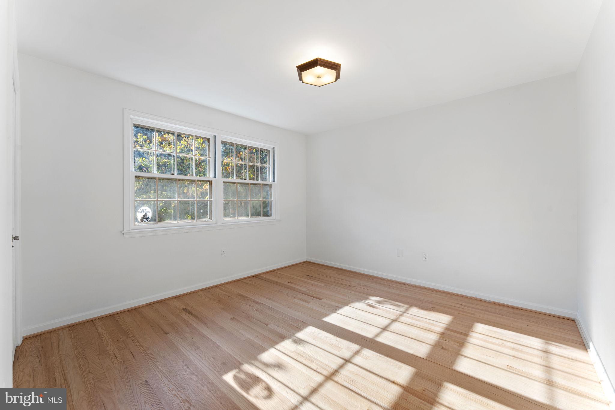 FOREST VILLA WOODS - Residential